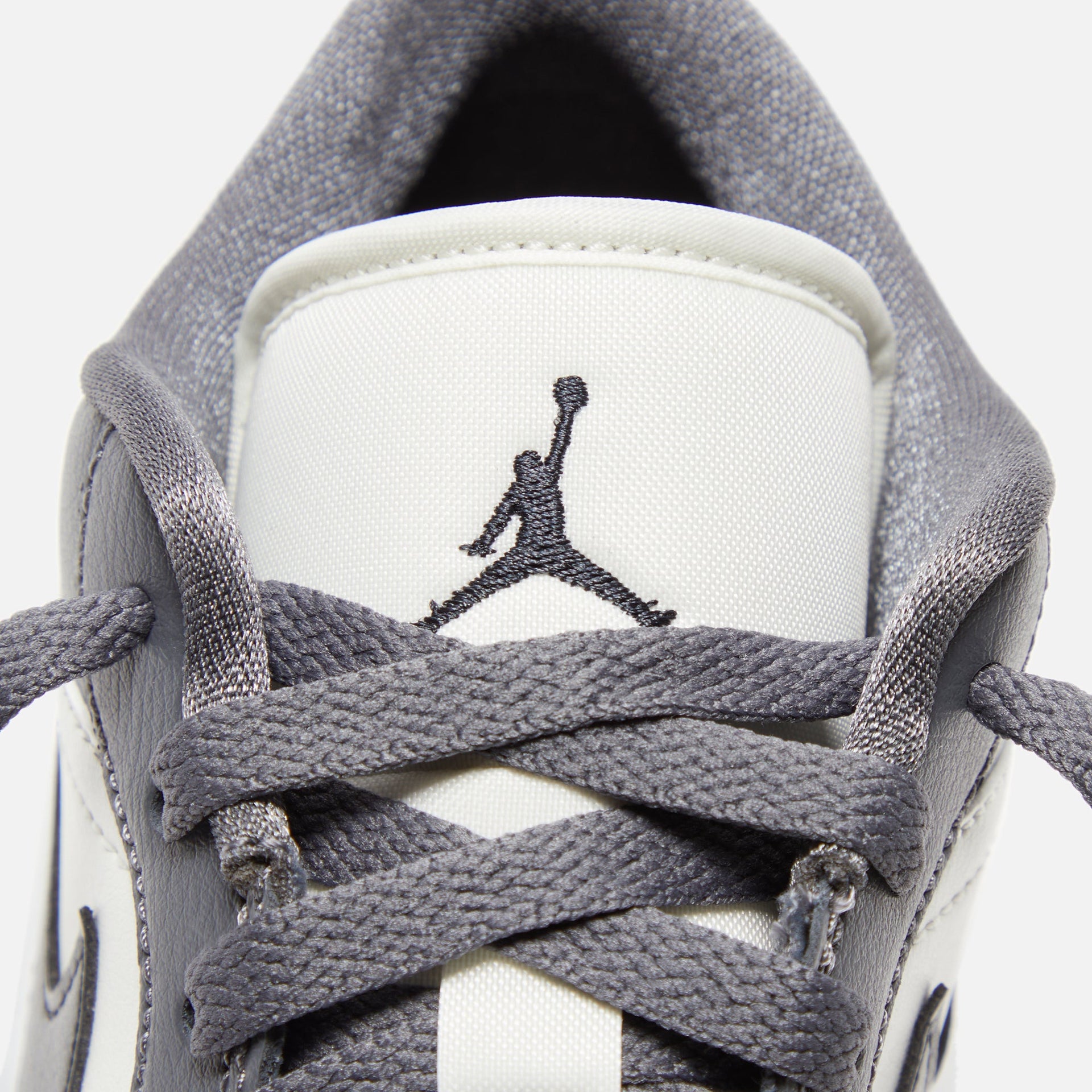 Jordan WMNS Air Jordan 1 Low - Sail / Off Noir / Dark Grey / White