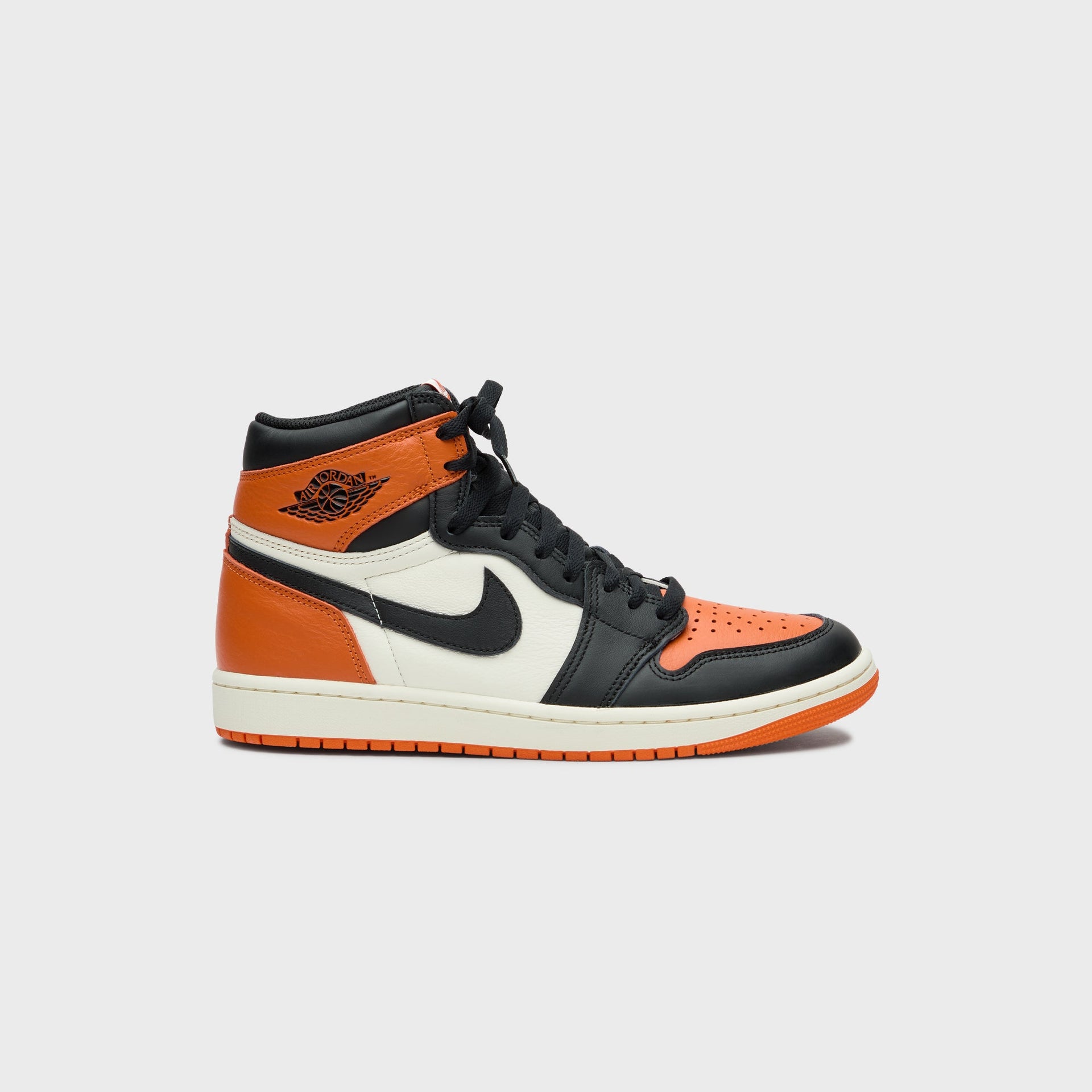Jordan Air Jordan 1 High OG - Black / Sail / Starfish
