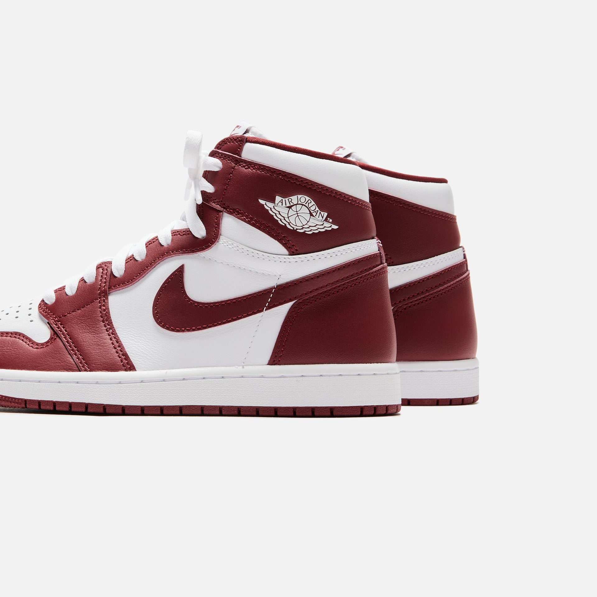 Jordan Air Jordan 1 Retro High OG - White / Team Red