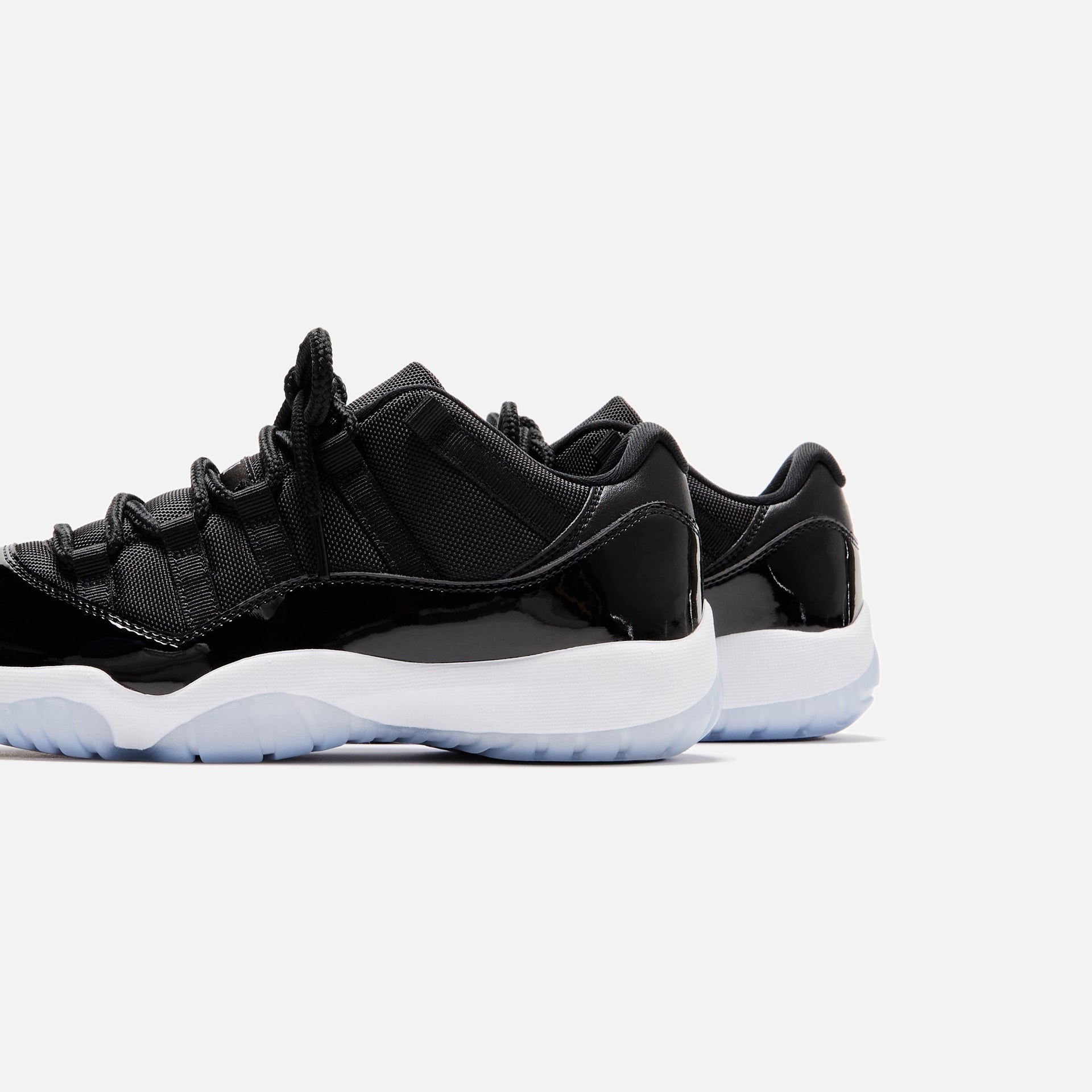 Jordan Air Jordan 11 Low - Black / Varsity Royal / White