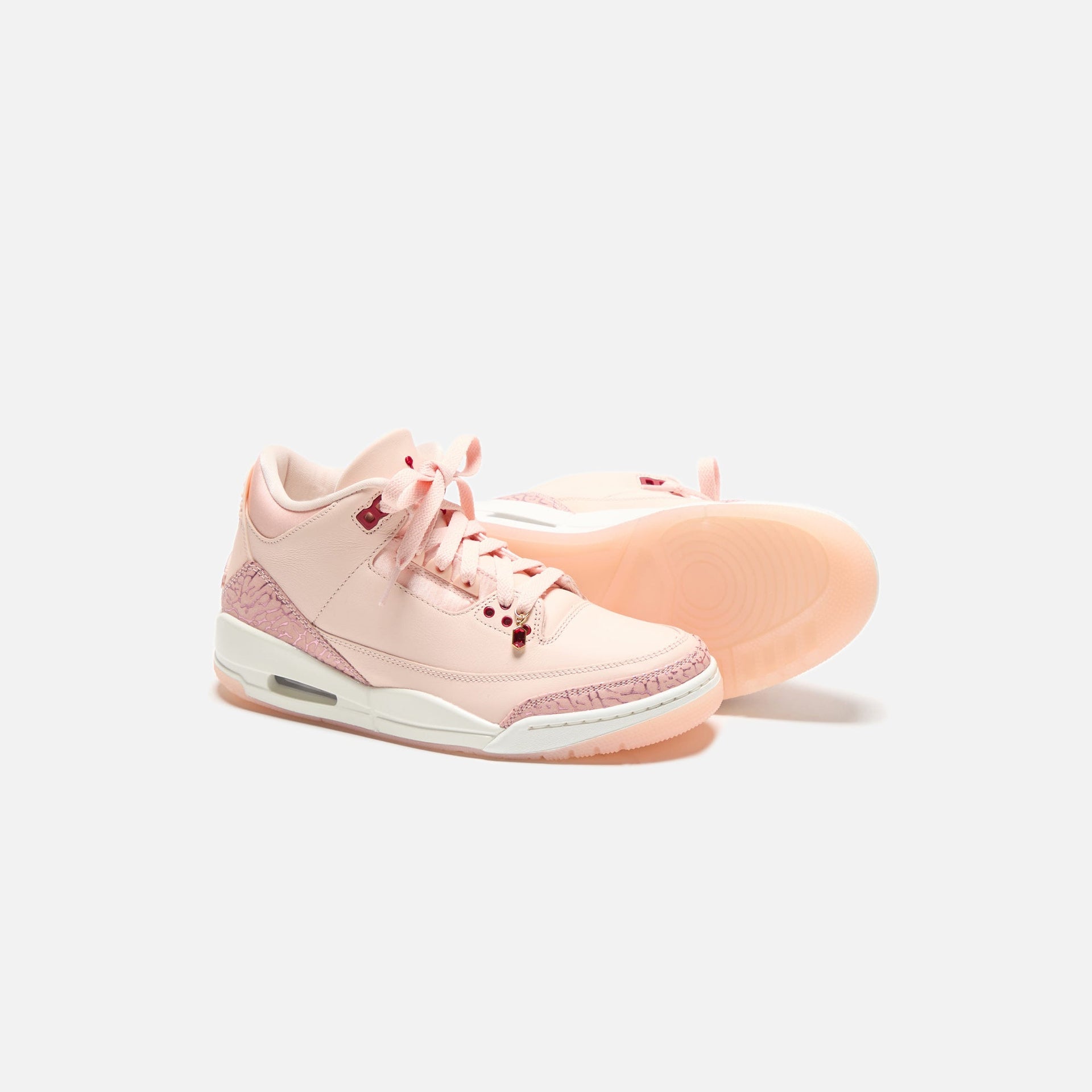 Nike WMNS Air Jordan 3 Retro - Washed Coral / Gym Red / Sail