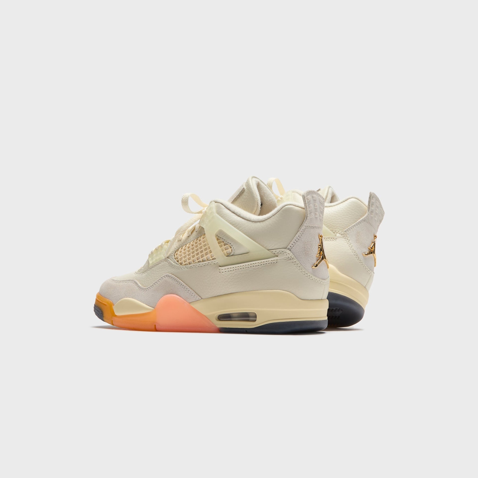 Jordan WMNS Air Jordan 4 - Retro Coconut Milk / Metallic Gold / Muslin / Bright Mango / Sundial / Black
