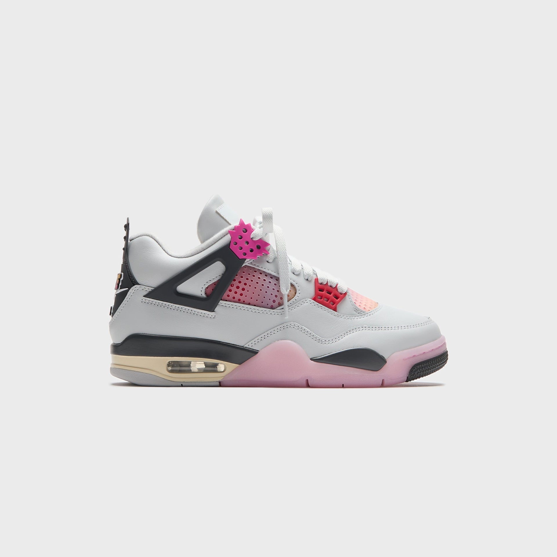 Jordan Air Jordan 4 Retro - Off-White / Anthracite / Fire Pink