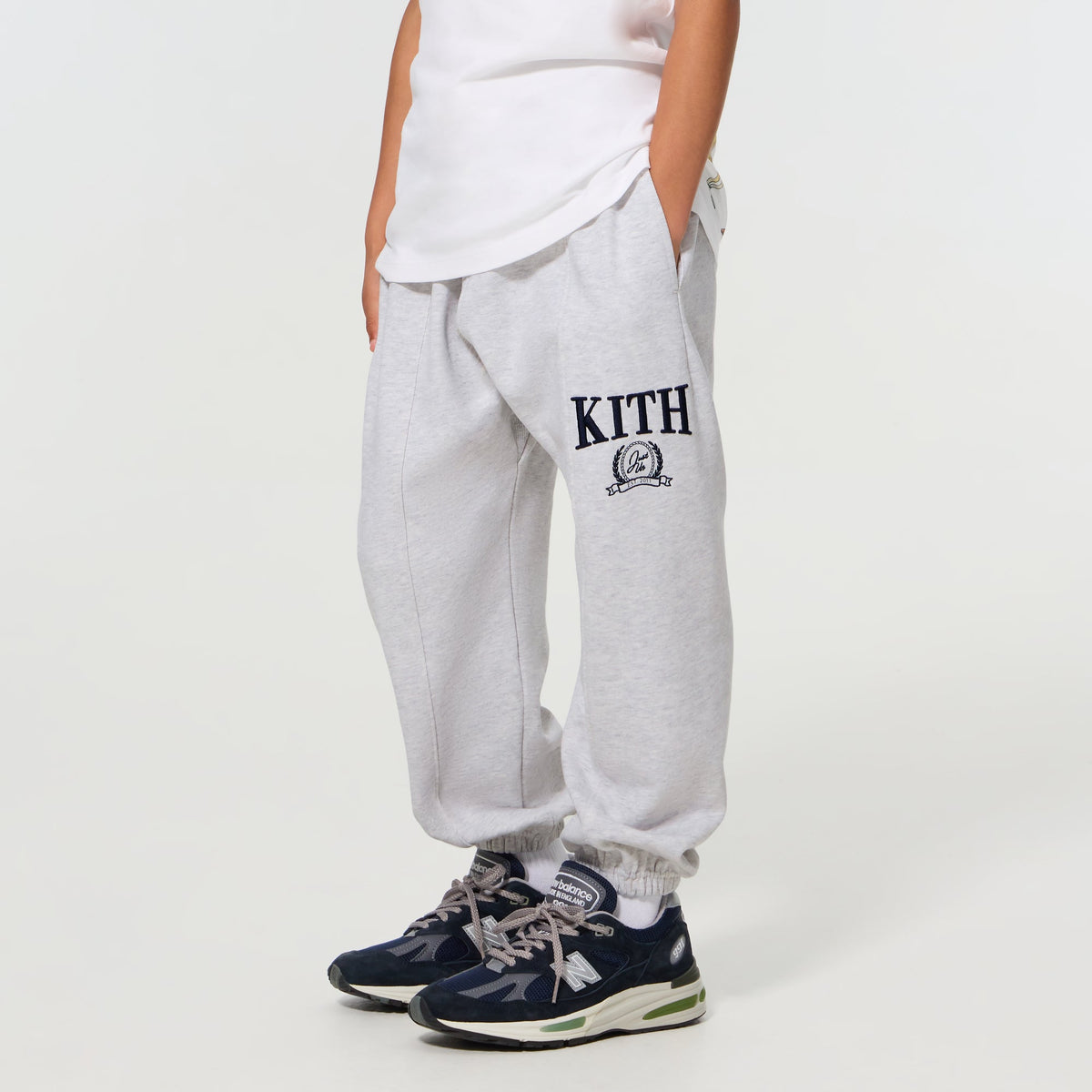 Kith Kids Collegiate Nelson Sweatpant - Light Heather Grey