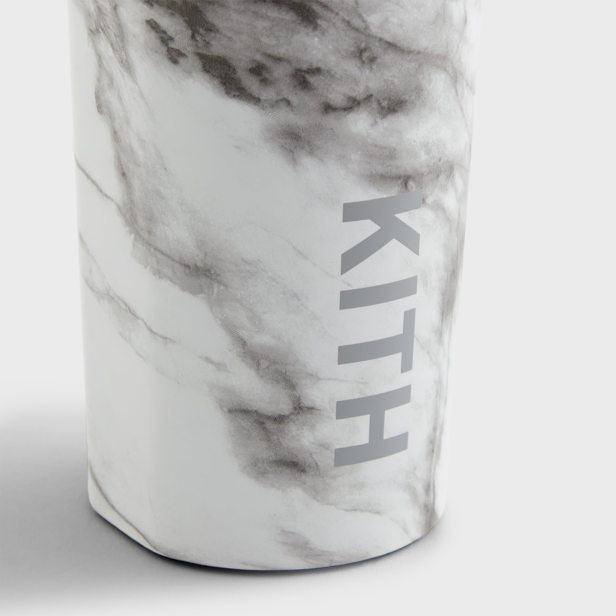 【未使用品】KITH 大理石模様 ボトル KITH × CORKCICLE. Kith for Corkcicle Canteen Marble - White – Kith Canada