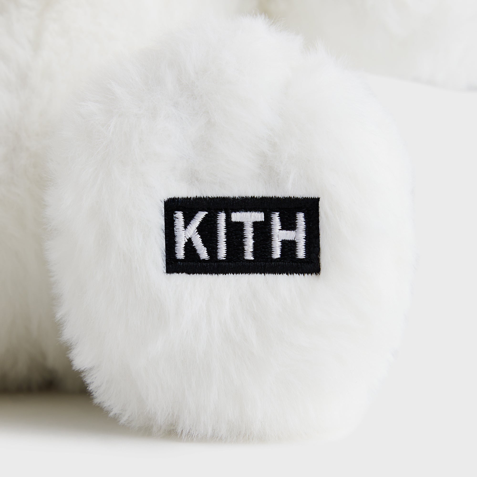 ぬいぐるみ Kith for Peanuts Palette Snoopy Plush Kith for Peanuts Palette Snoopy Plush Set - Multi – Kith Canada