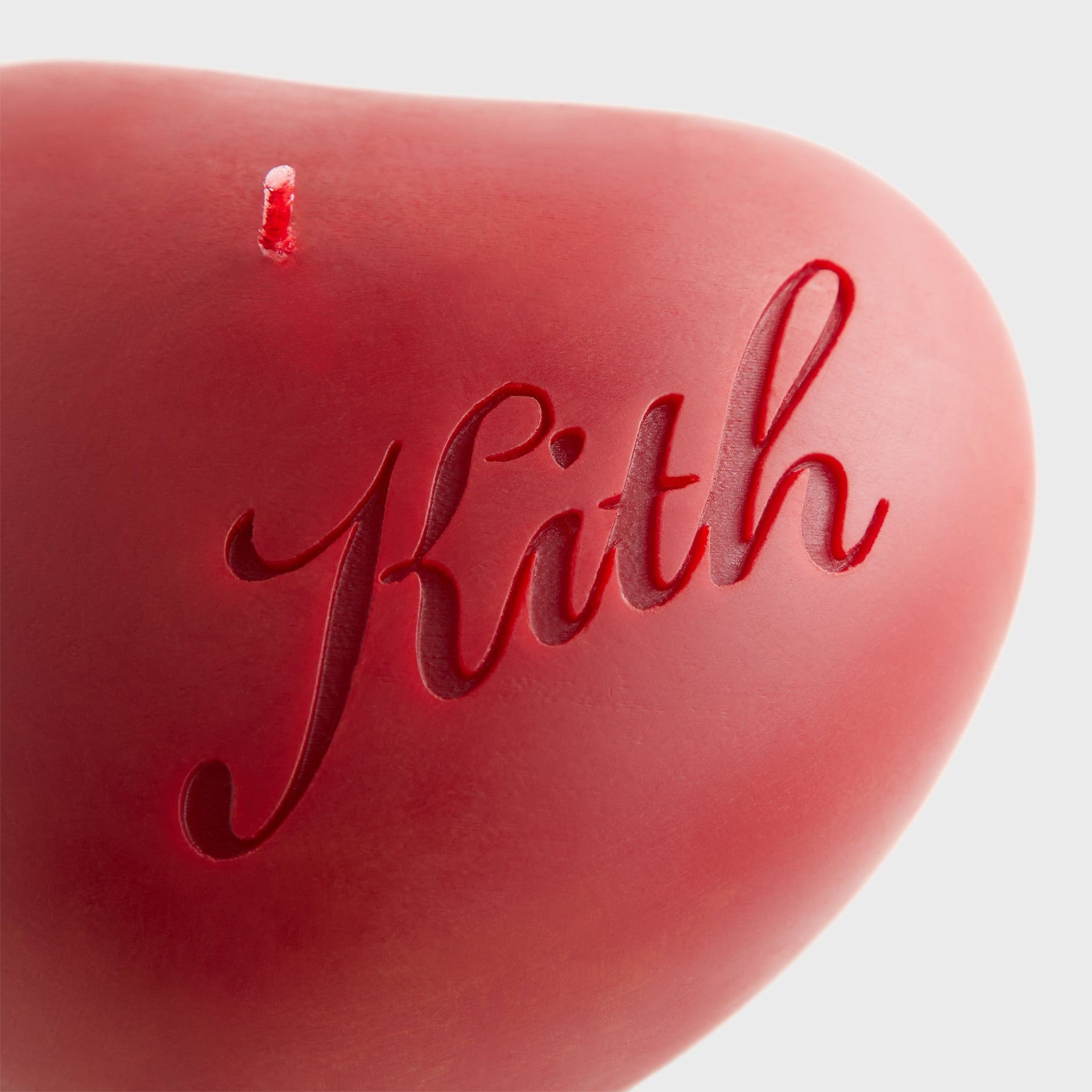 Kith Script Heart Scented Candle - Fame