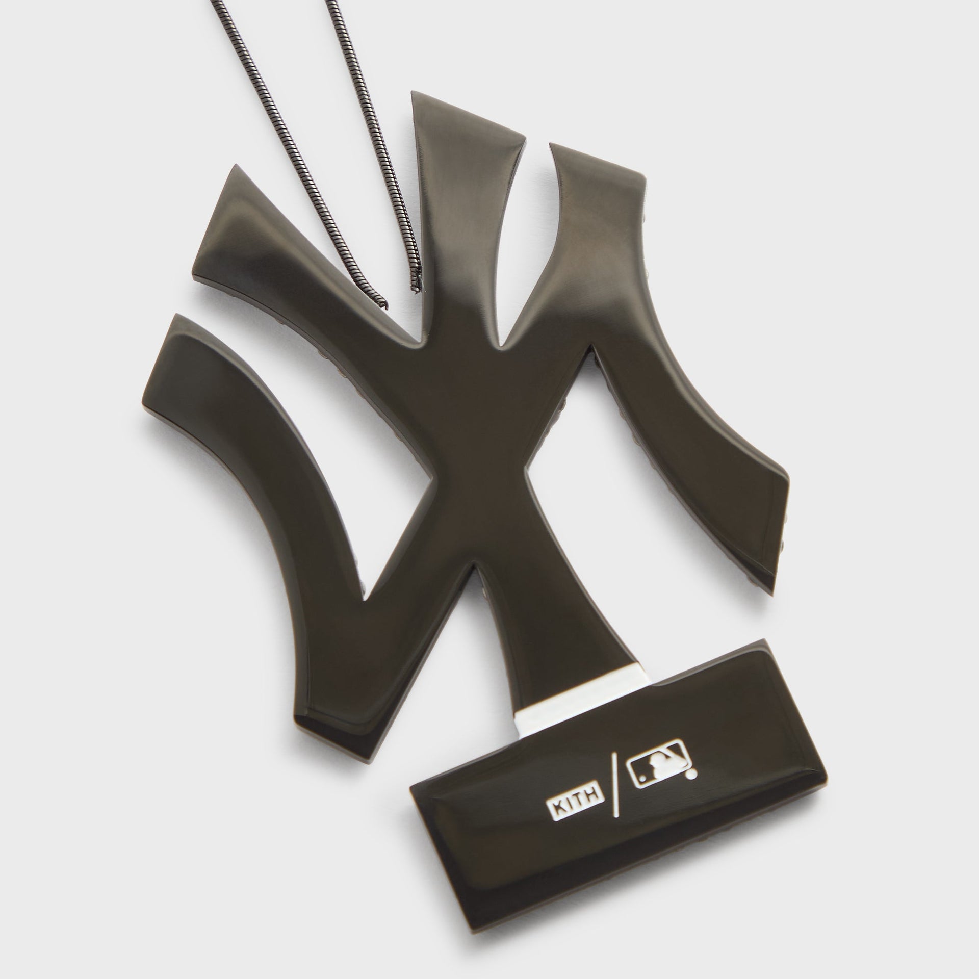 Kithmas New York Yankees Ornament with Swarovski® Crystals - Stadium - PH