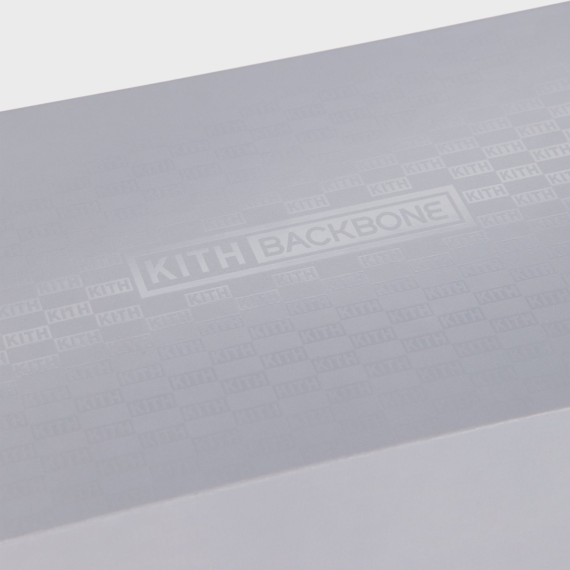 Kith for Backbone Pro Mobile and Wireless Gaming Device - Frost - PH