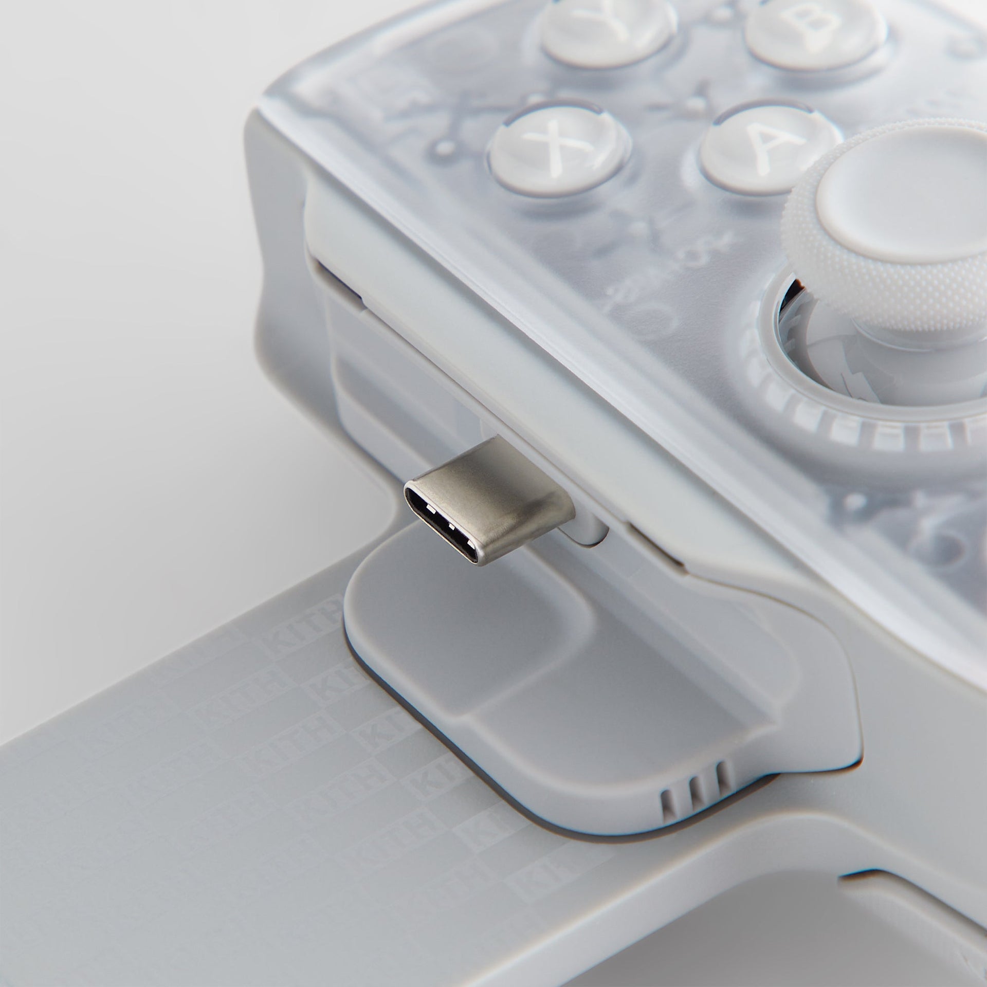 Kith for Backbone Pro Mobile and Wireless Gaming Device - Frost