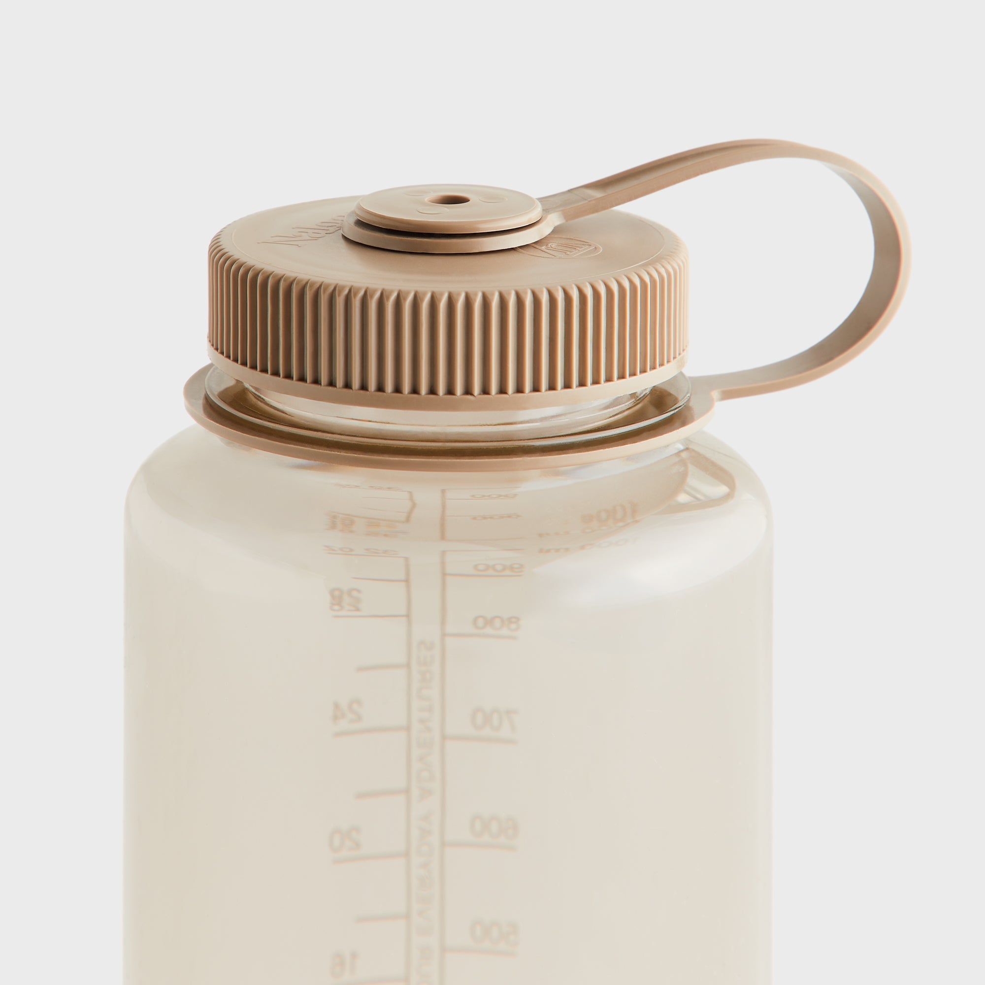 Kith & New Balance Nalgene Water Bottle - Eternal – Kith Canada