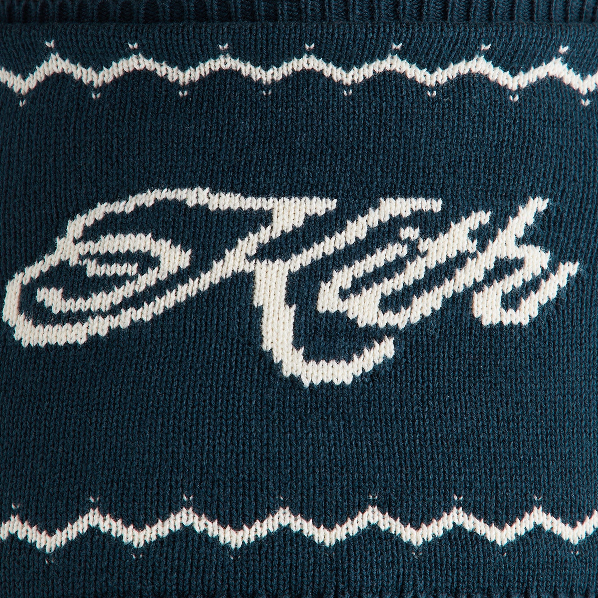 Kithmas Lifesize Bear Plush - Stadium