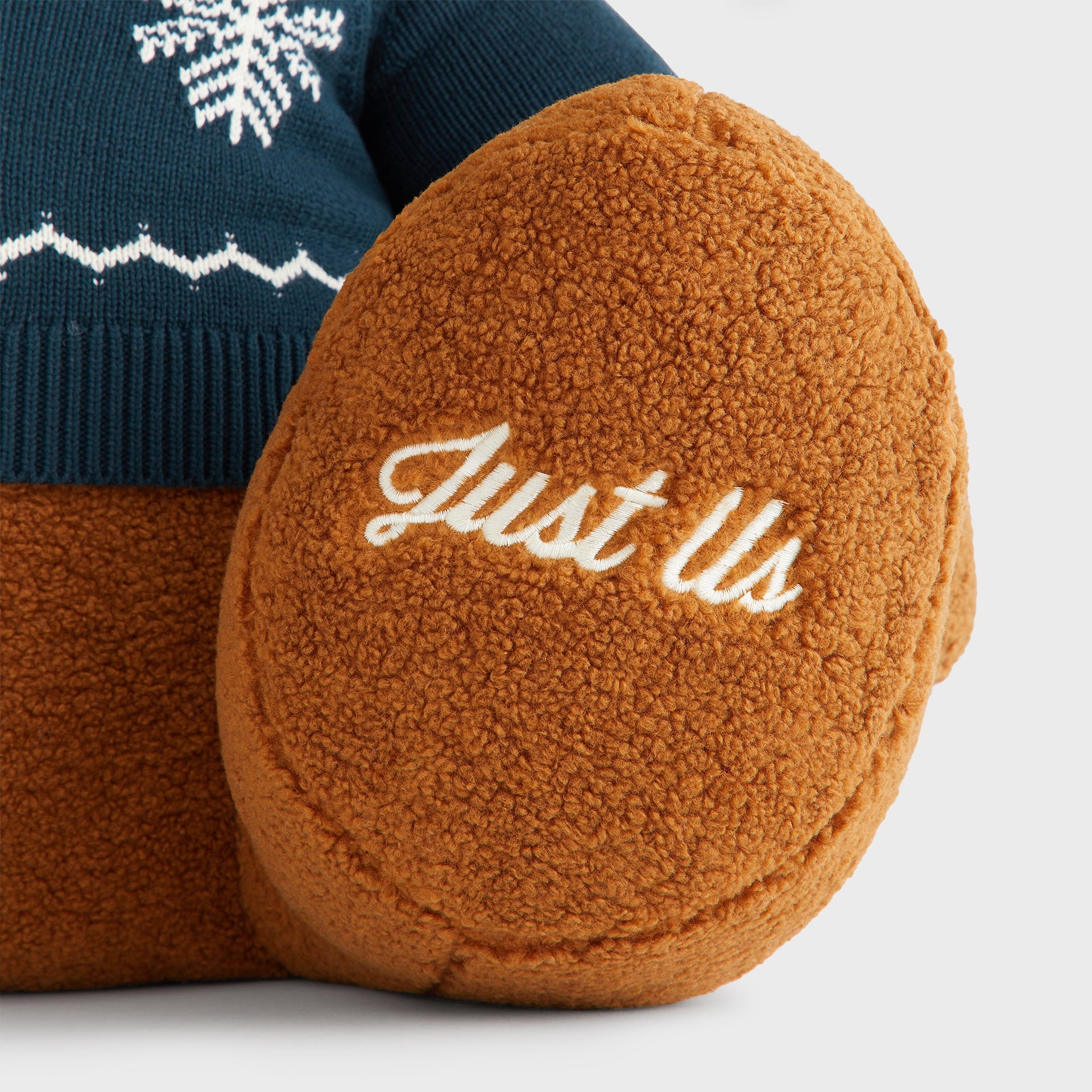 Kithmas Lifesize Bear Plush - Stadium