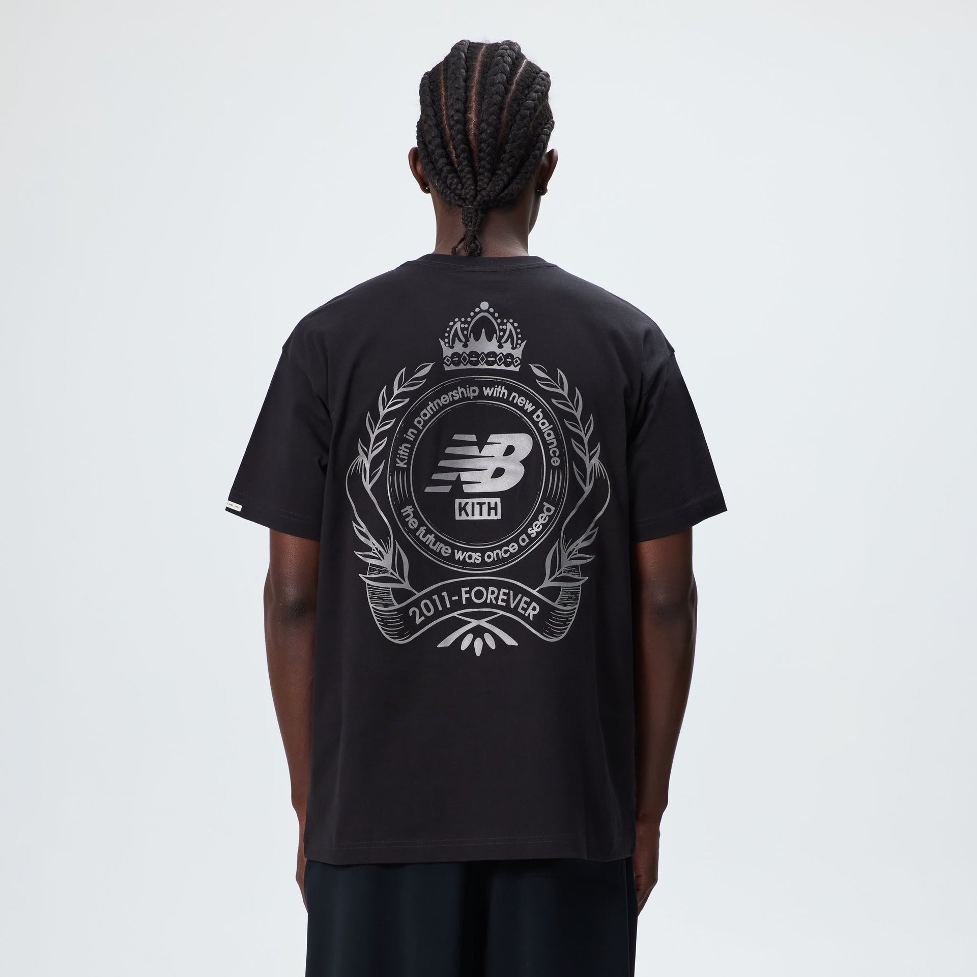 Kith & New Balance Crest Pocket Tee - Black - PH