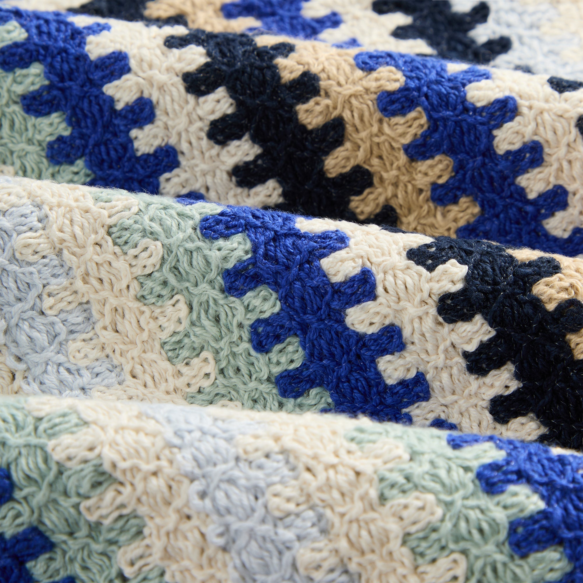 Kith Keyon Crochet Pullover Mサイズ Kith Short Sleeve Keyon Crochet Pullover - Multi – Kith Canada