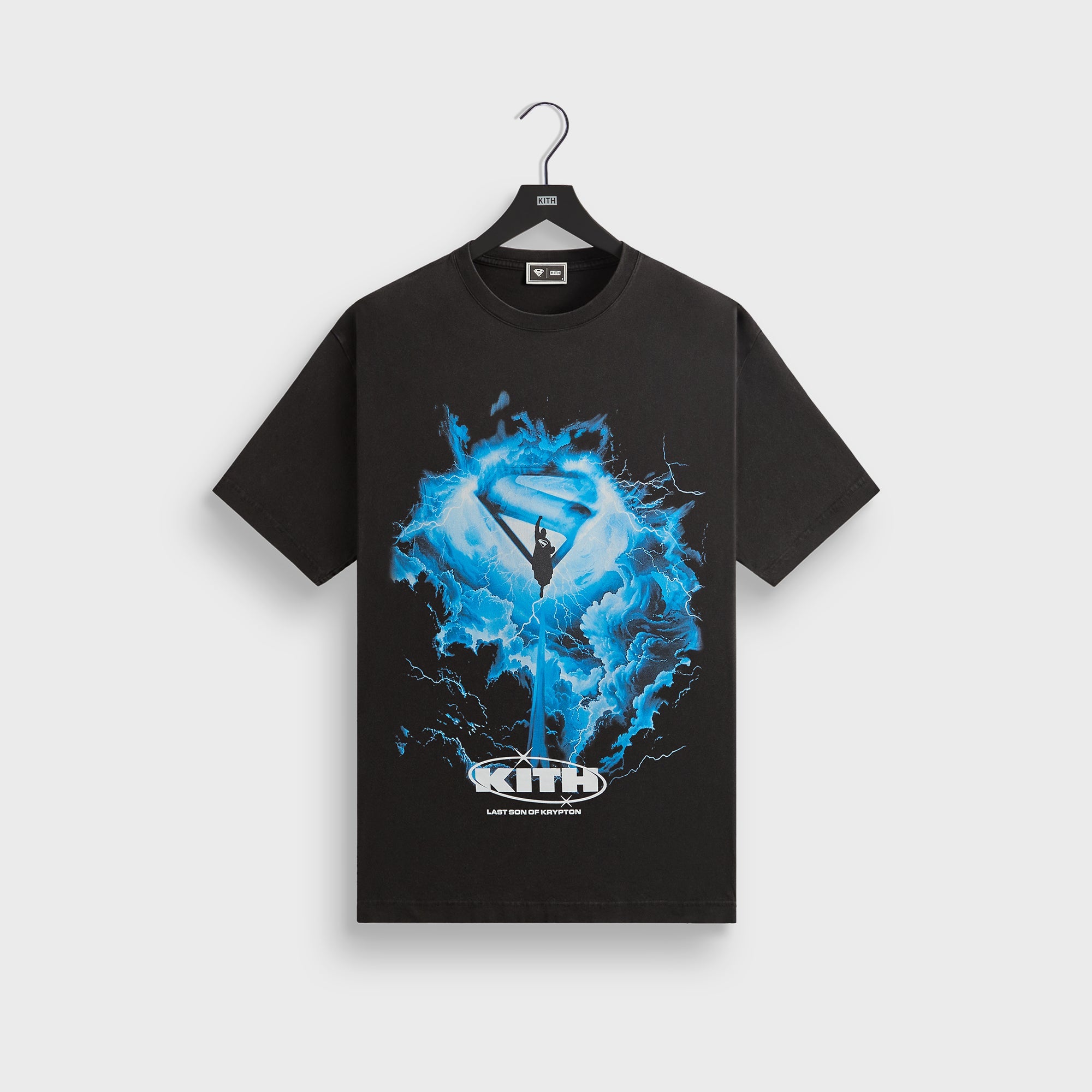 【KITH】Superman キッズ ヴィンテージ Tシャツ KHK031022-101-Front.jpg?v=
