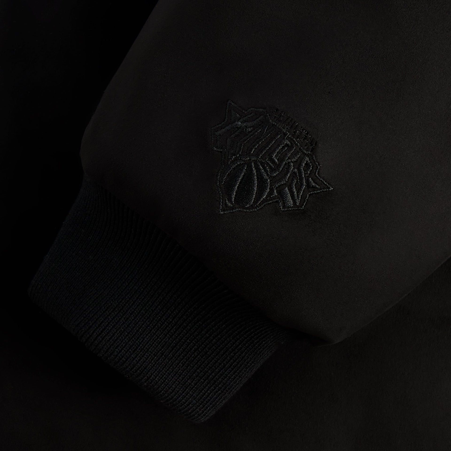 Kith for the New York Knicks Tonal Braxton Vintage Hoodie - Black - PH