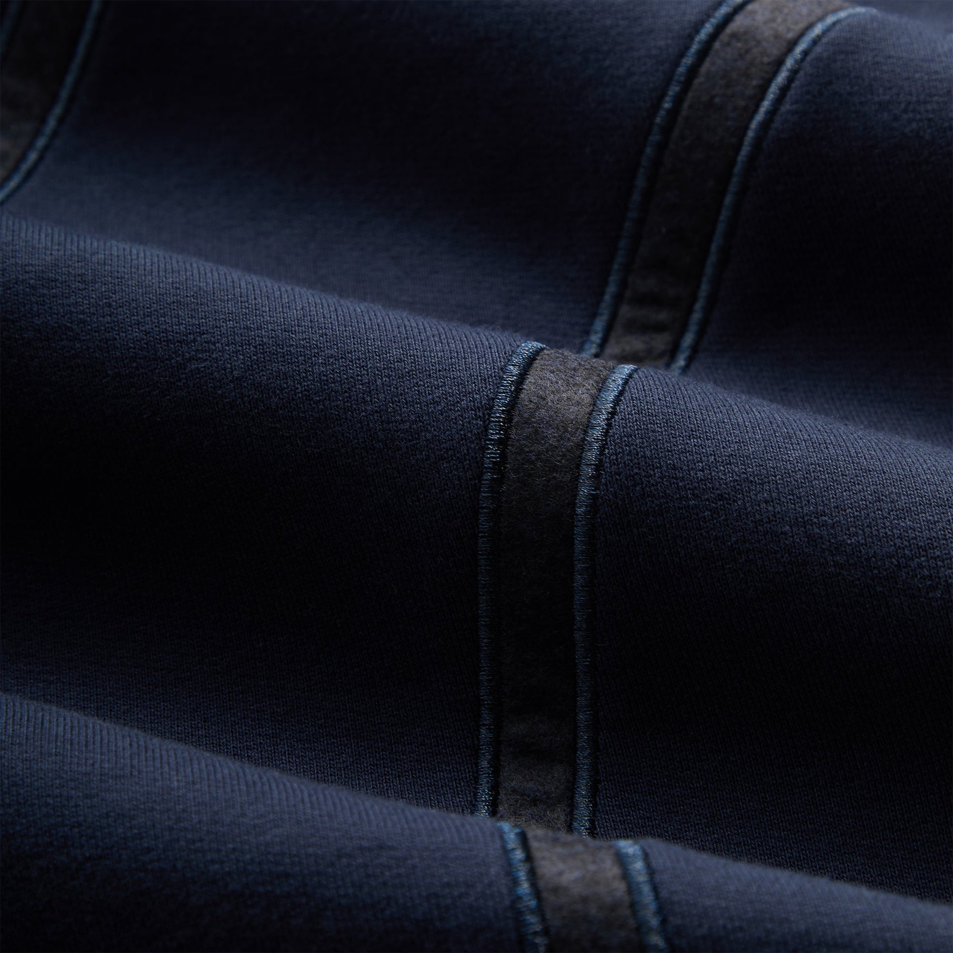 Kith for the New York Knicks Cutoff Nelson Raglan Vintage Crewneck - Nocturnal - PH