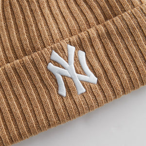 Kith & New Era for the New York Yankees Knit Beanie - Chestnut