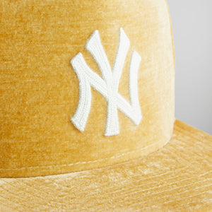 Kith & New Era for the New York Yankees Chenille 9FIFTY A-Frame Snapback - Sharp