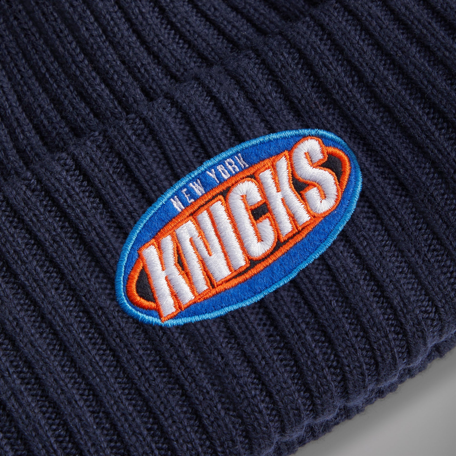 Kith & New Era for the New York Knicks Logo Beanie - Nocturnal