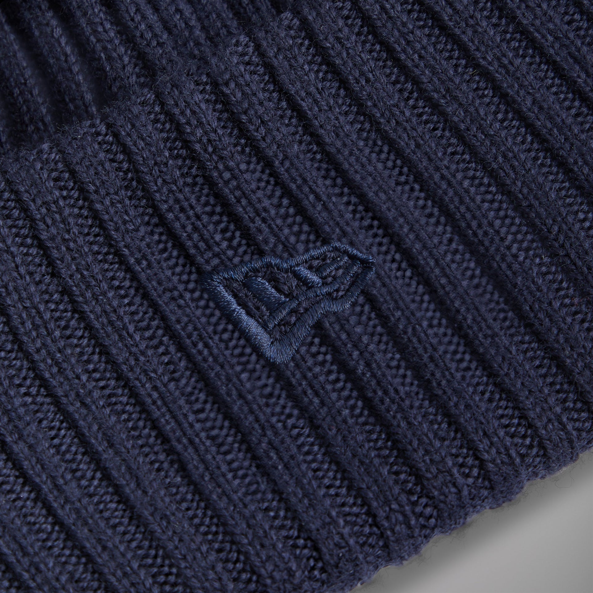 Kith & New Era for the New York Knicks Logo Beanie - Nocturnal