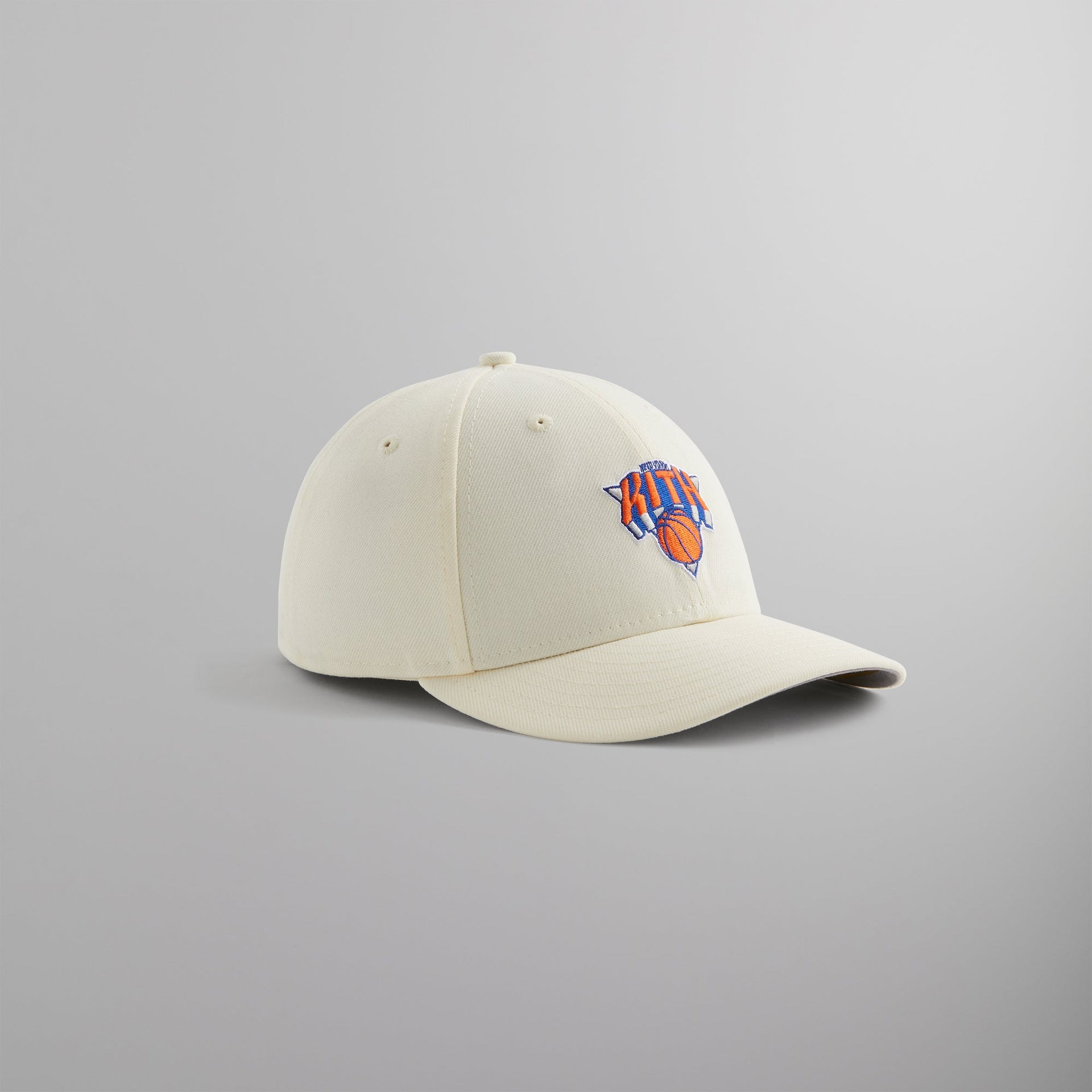 Kith & New Era for the New York Knicks Logo Low Profile 59FIFTY Fitted - Sandrift