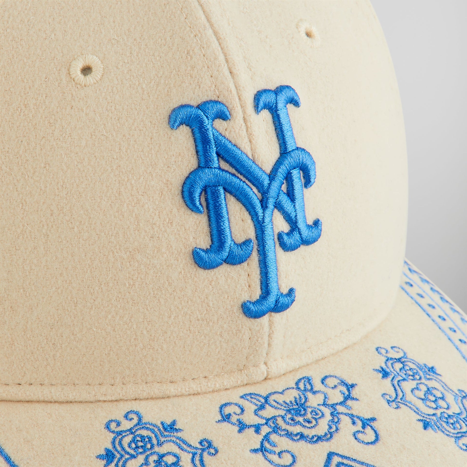 Kith & ‘47 for the New York Mets Embroidered Franchise LS Cap - Sandrift