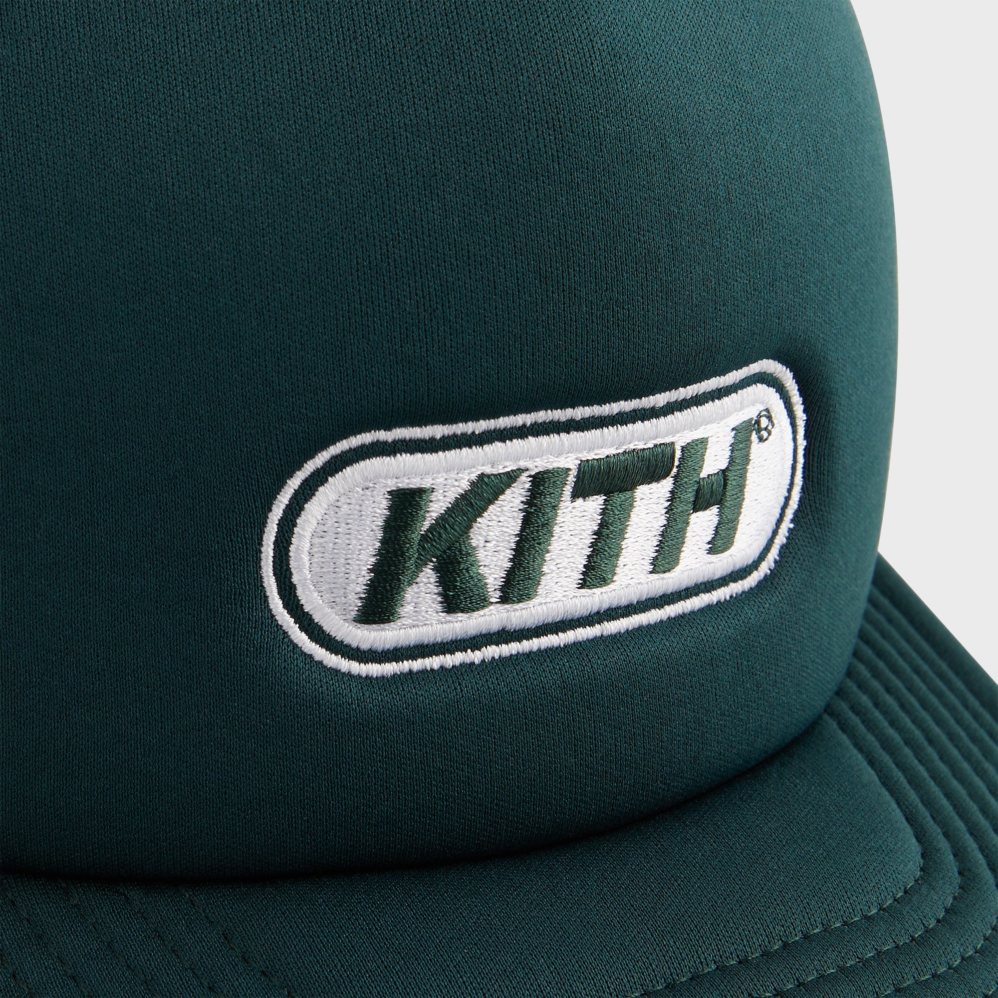 ★25SS★Kith Freeway Logo Poly Foam Nolan Trucker Hat Kith Poly Foam Fast Logo Patch Nolan Trucker Hat - Stadium