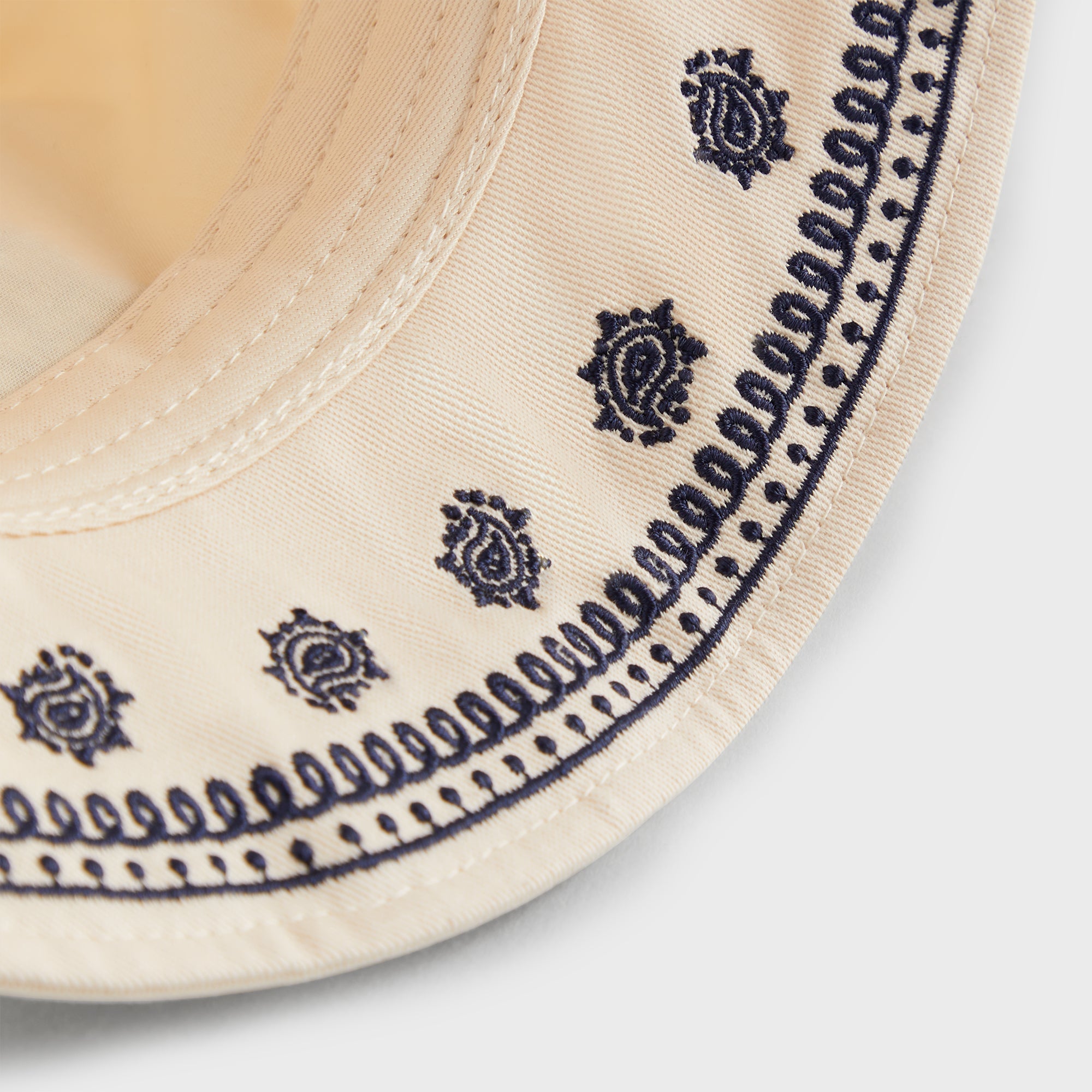 【新品】Kith Dawson Bucket Hat アイボリー　2025ss 新品】Kith Dawson Bucket Hat アイボリー 2025ss