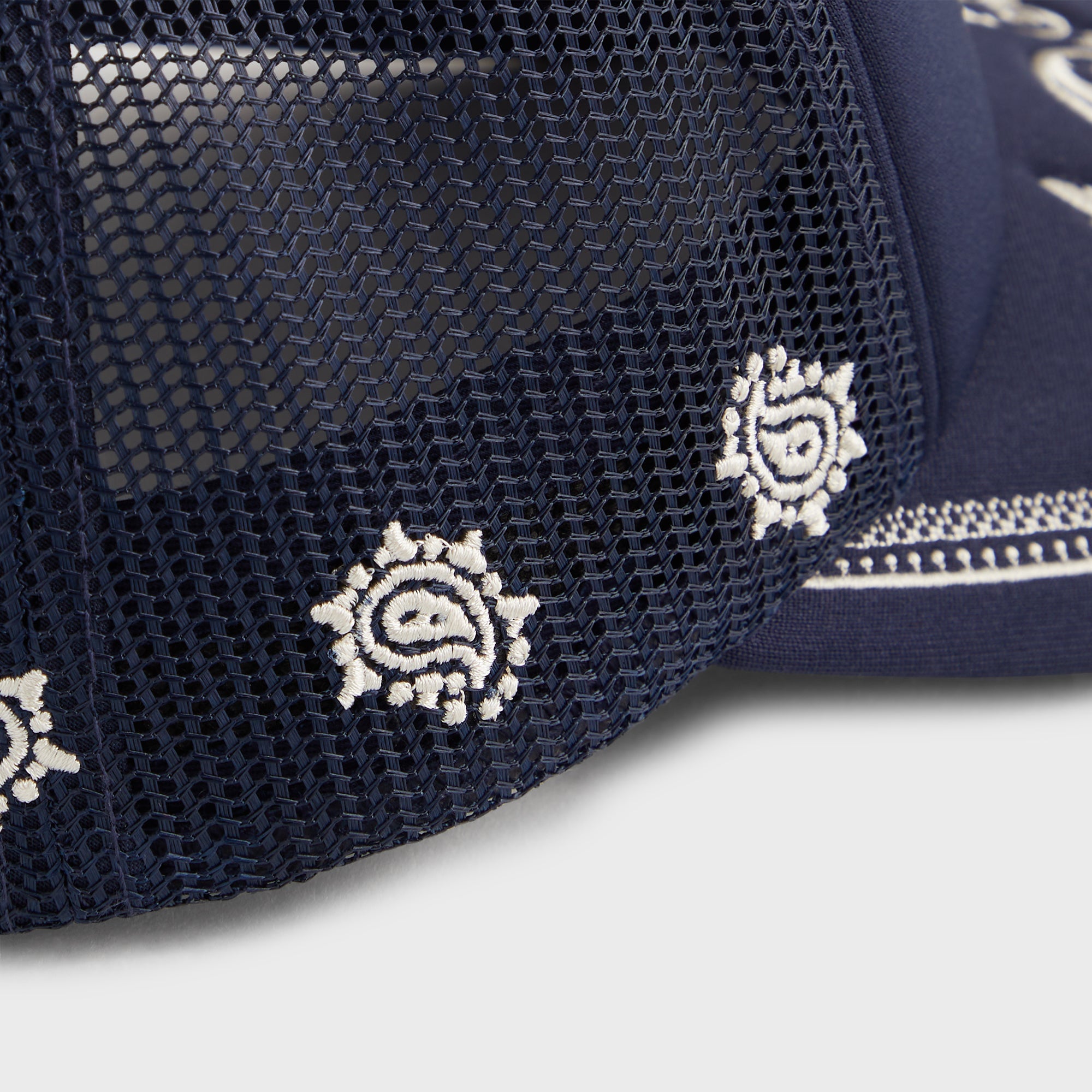 帽子 Kith Embroidered Nolan Trucker Hat Navy Kith Embroidered Nolan Trucker Hat - Nocturnal – Kith Canada