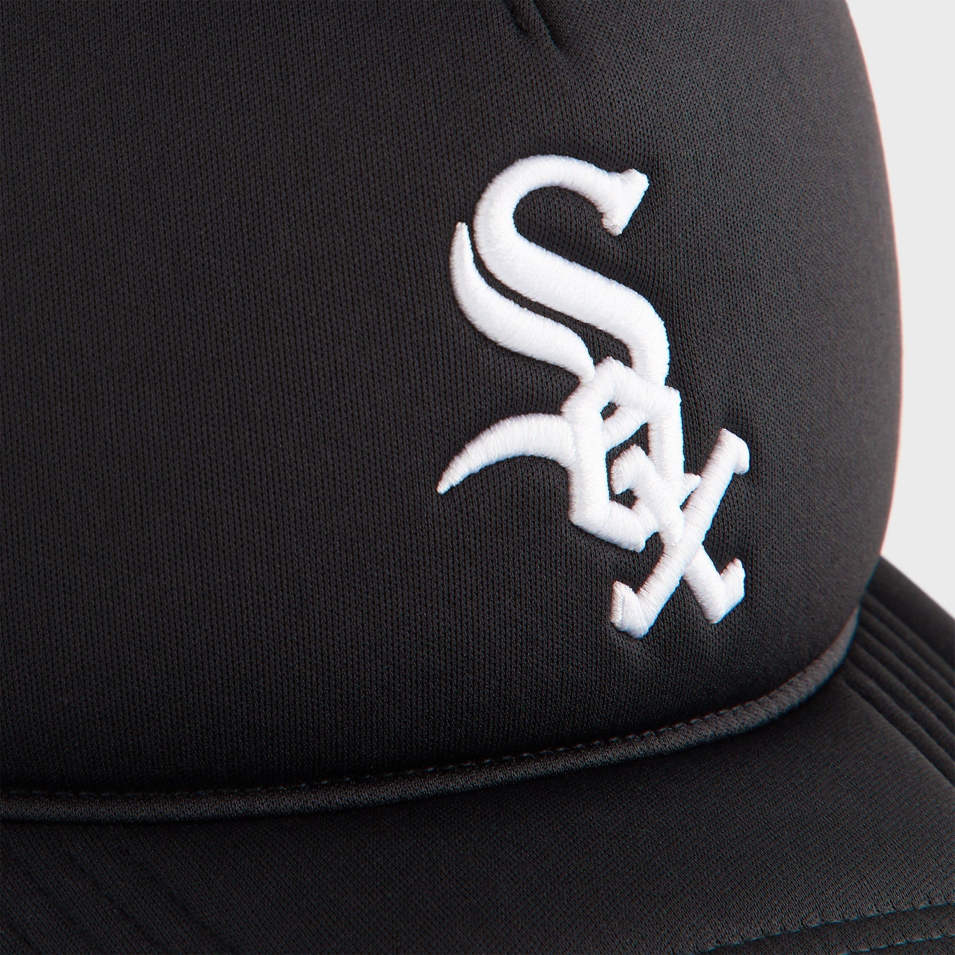 Kith & '47 for the Chicago White Sox Hitch Snapback Trucker Hat - Black - PH