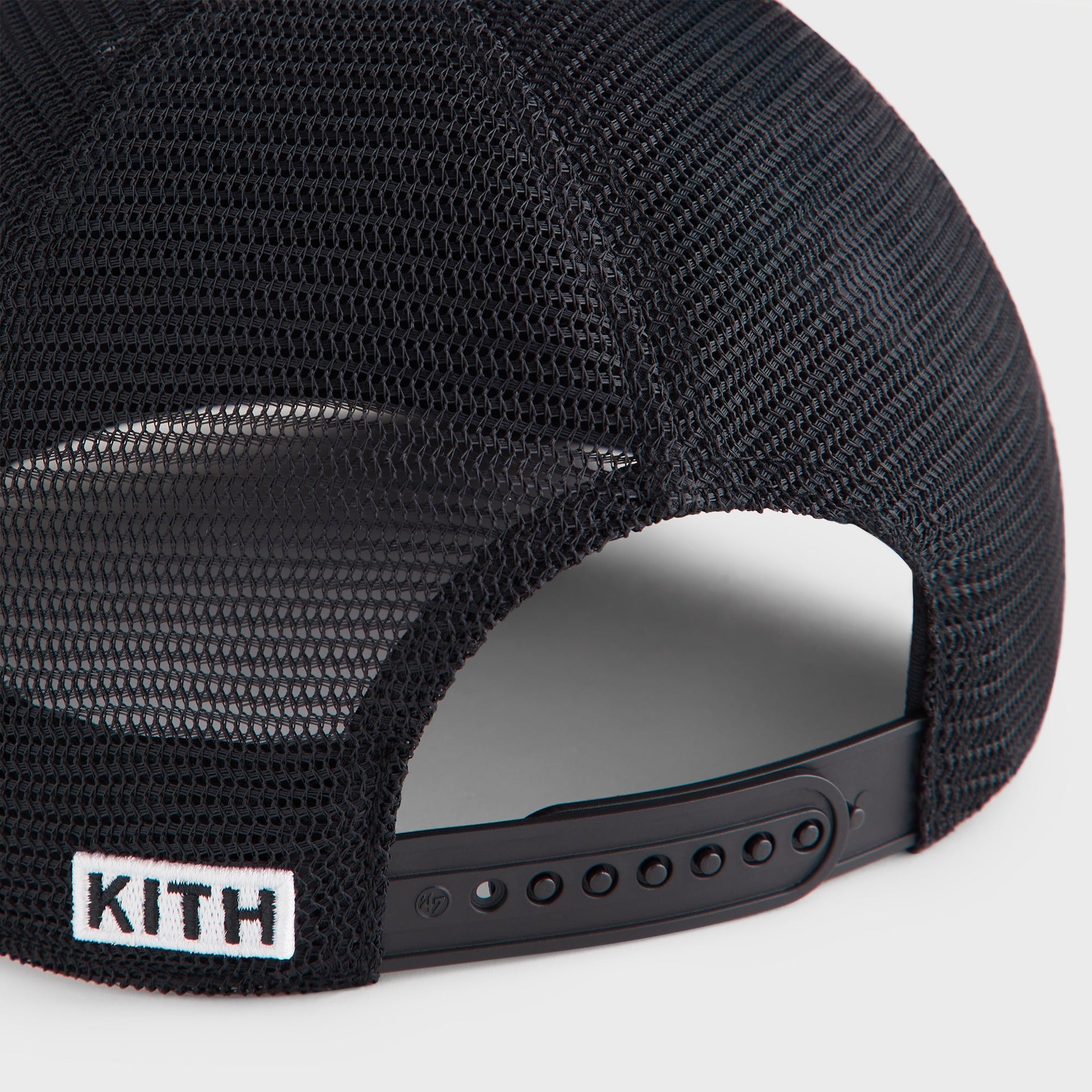 Kith & '47 for the Chicago White Sox Hitch Snapback Trucker Hat - Black - PH