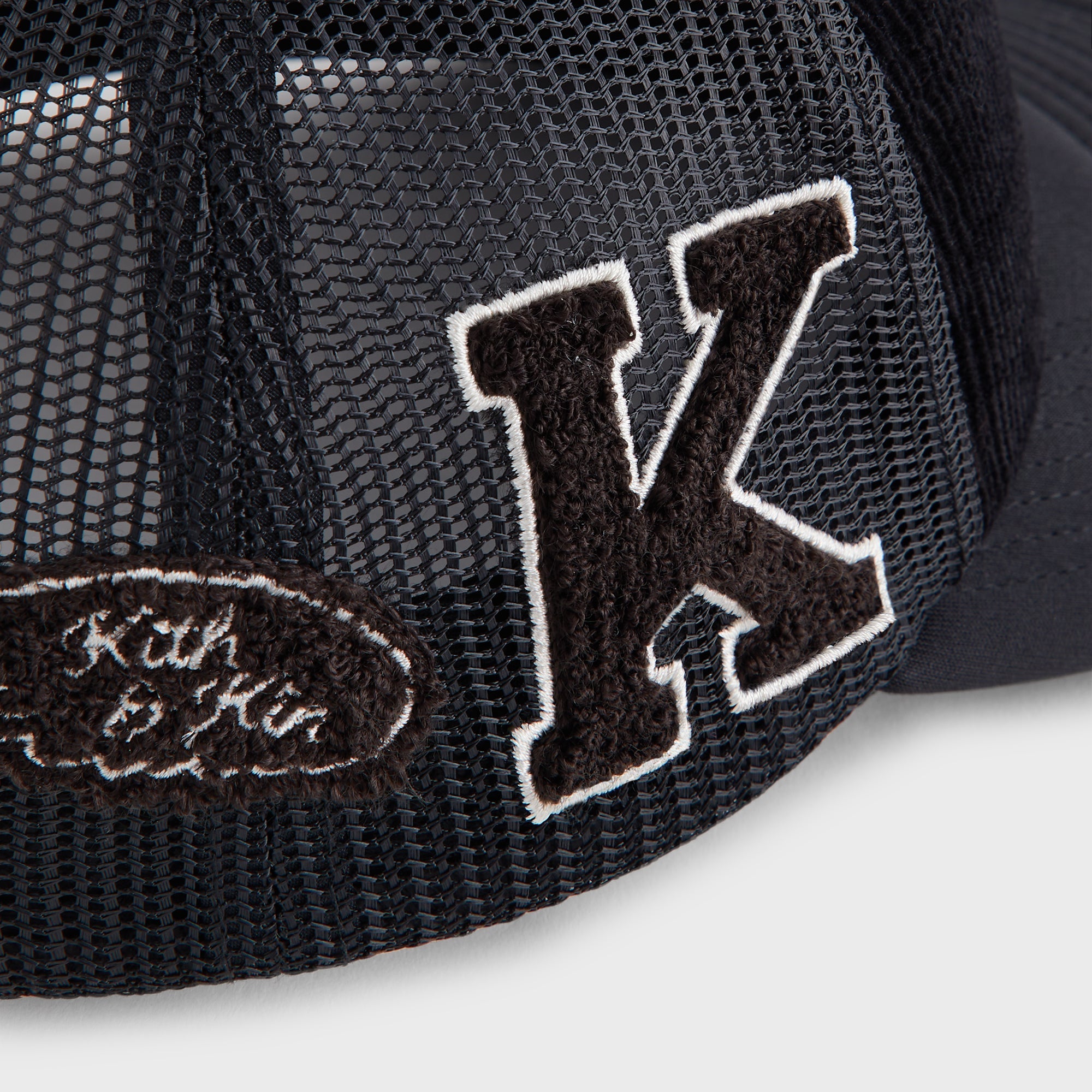 Kith Corduroy Nolan Trucker Hat - Black – Kith Canada