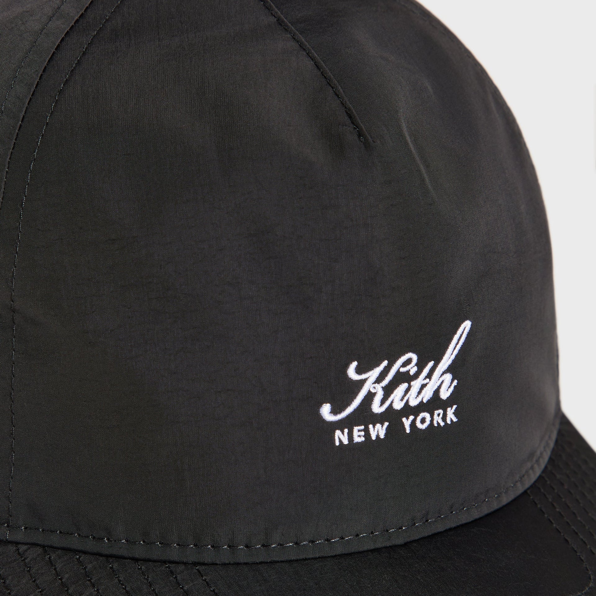 Kith Script Wrinkle Nylon Bay Low Pinch Crown Snapback - Black
