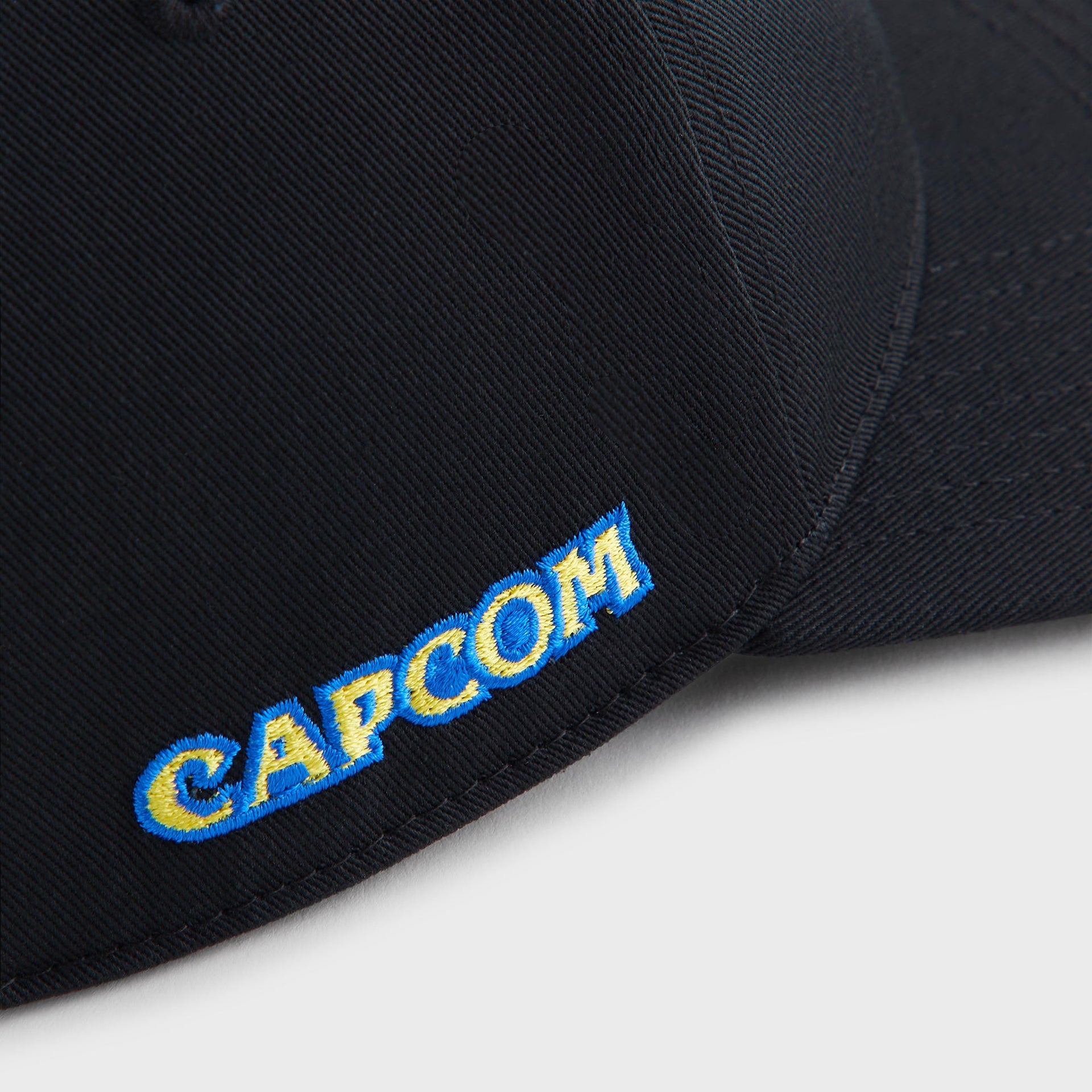 Capcom | Kith for New Era Akuma Twill Bay Low Pinch Crown Snapback - Black