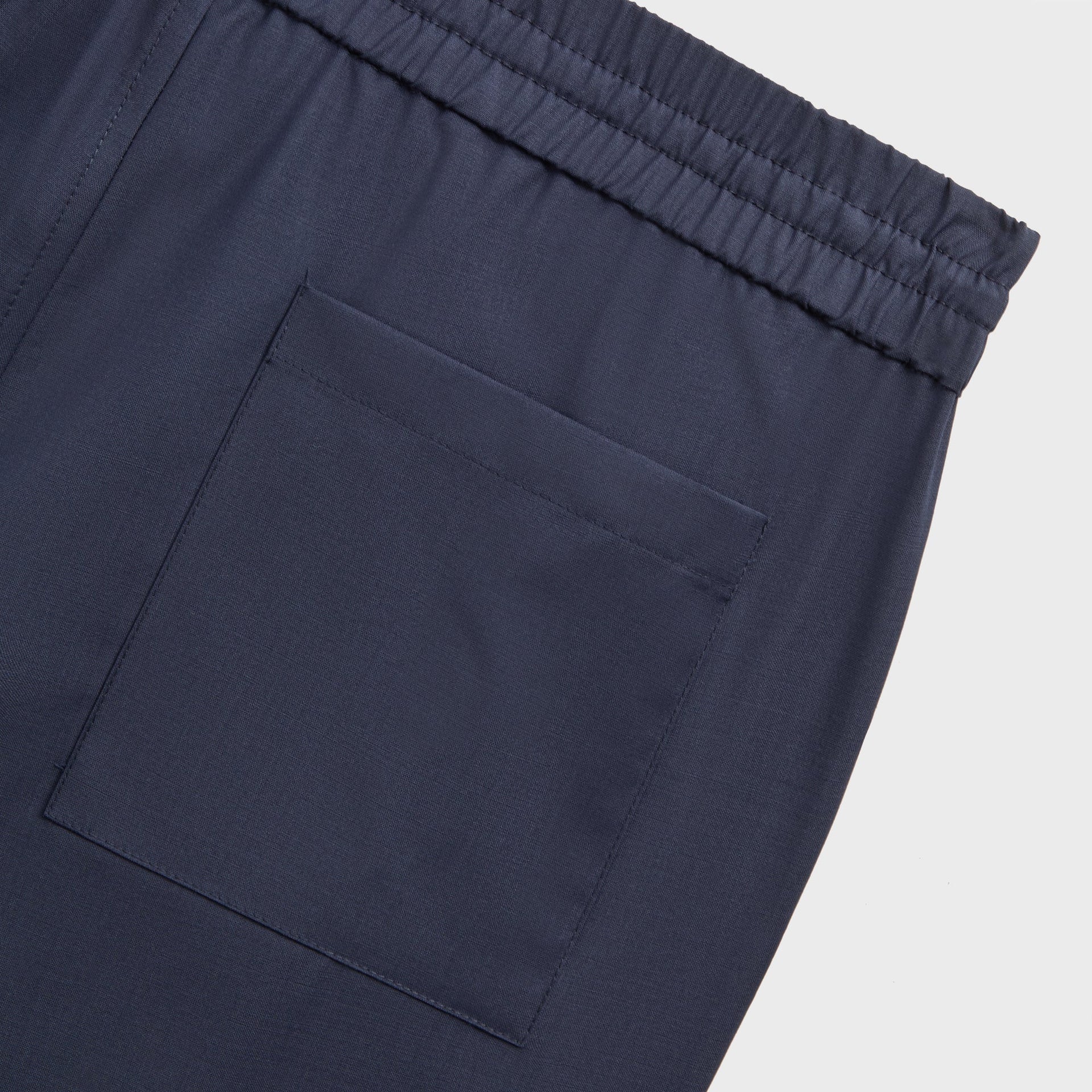 &Kin Tropical Wool Lewis Short - Admiral