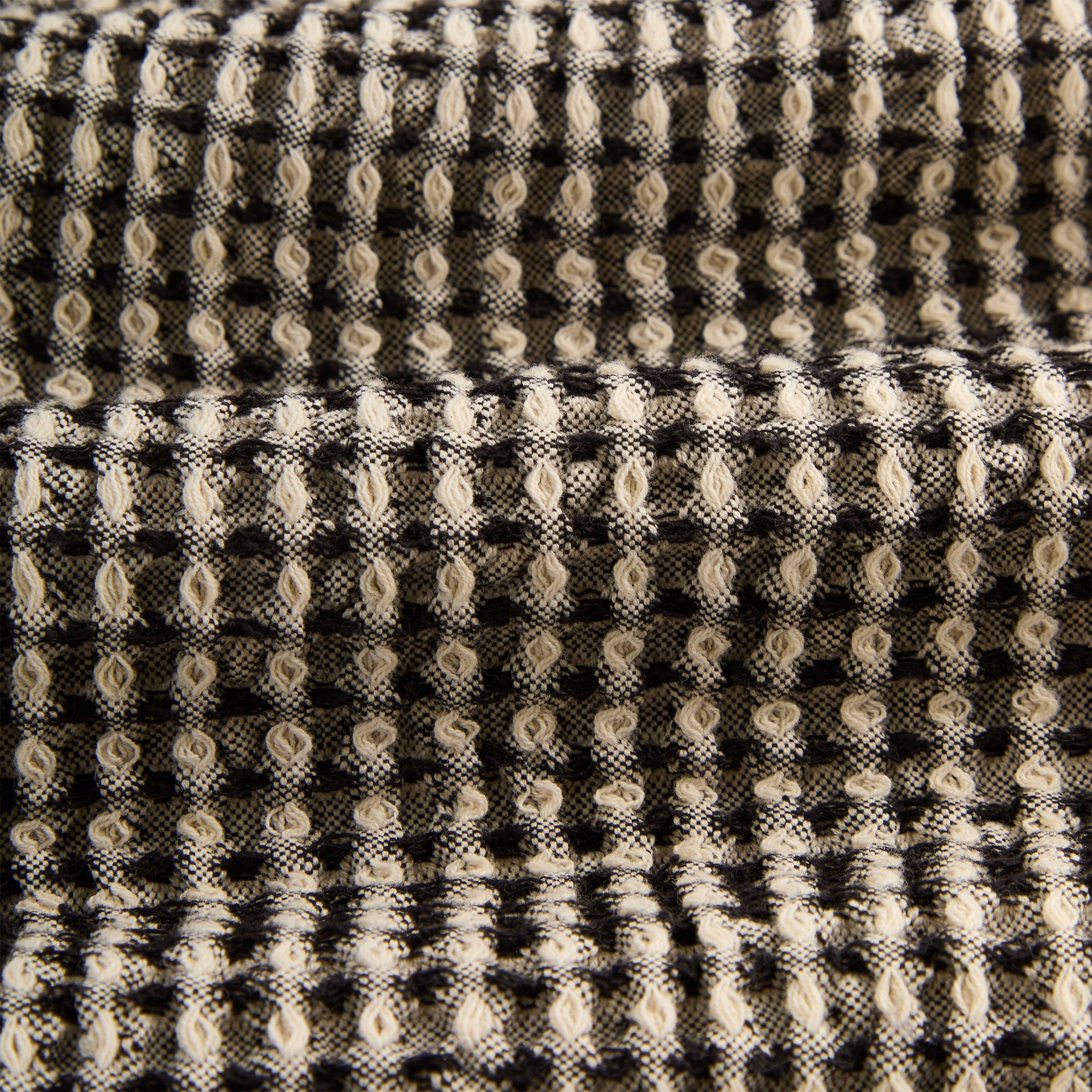 Kith Geometric Diamond Mason Short - Black