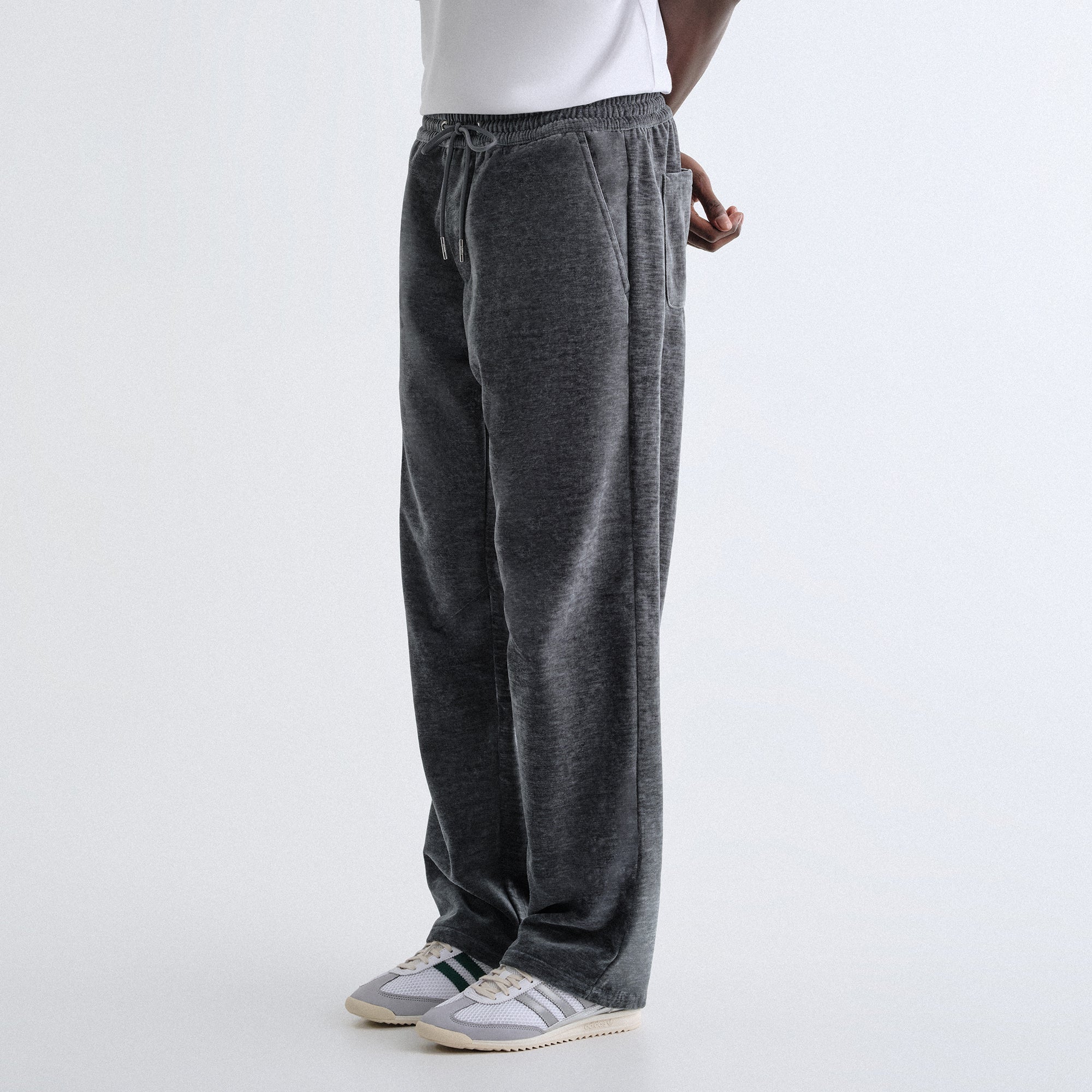 Kith Chenille Elmhurst Pant - Simple – Kith Canada