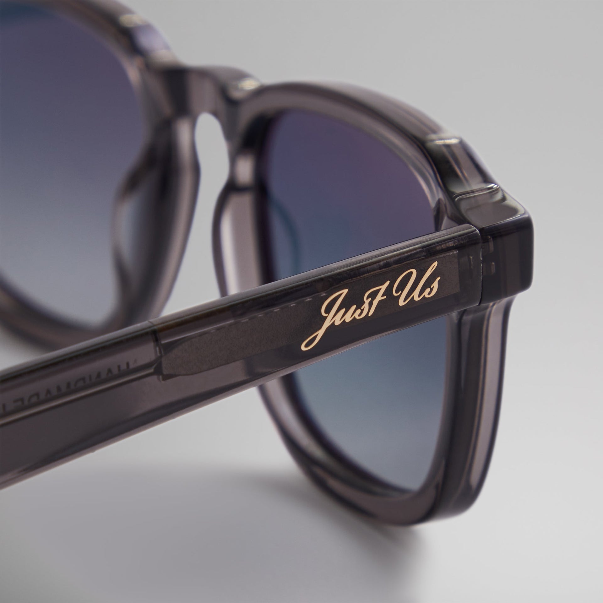 Kith Napeague Sunglasses - Grey Crystal / Blue PH