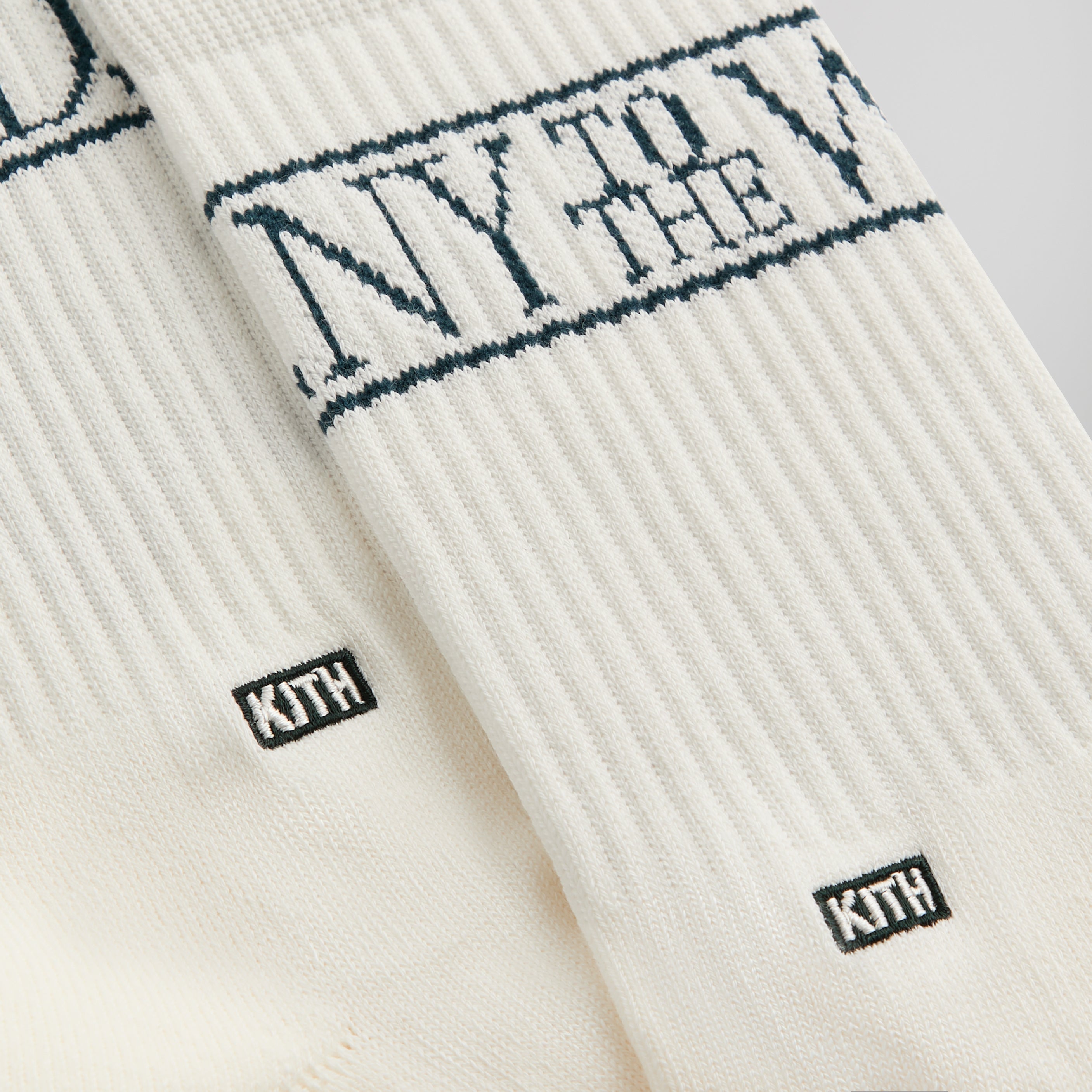 Kith NY to the World Crew Socks - White – Kith Canada