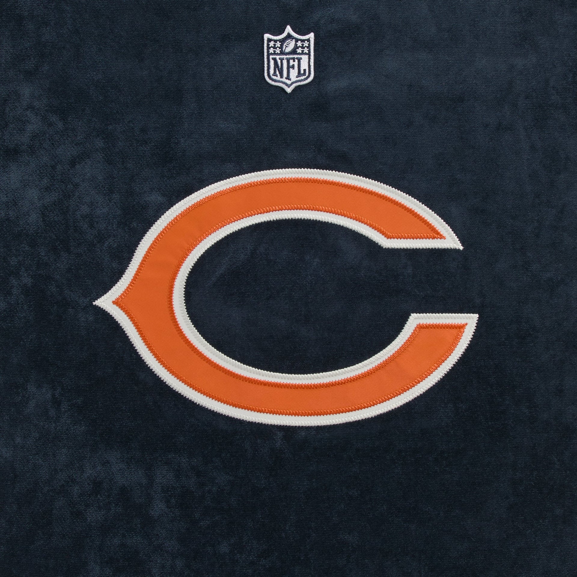 Kith & the NFL for the Chicago Bears Leon Shirt - Nocturnal