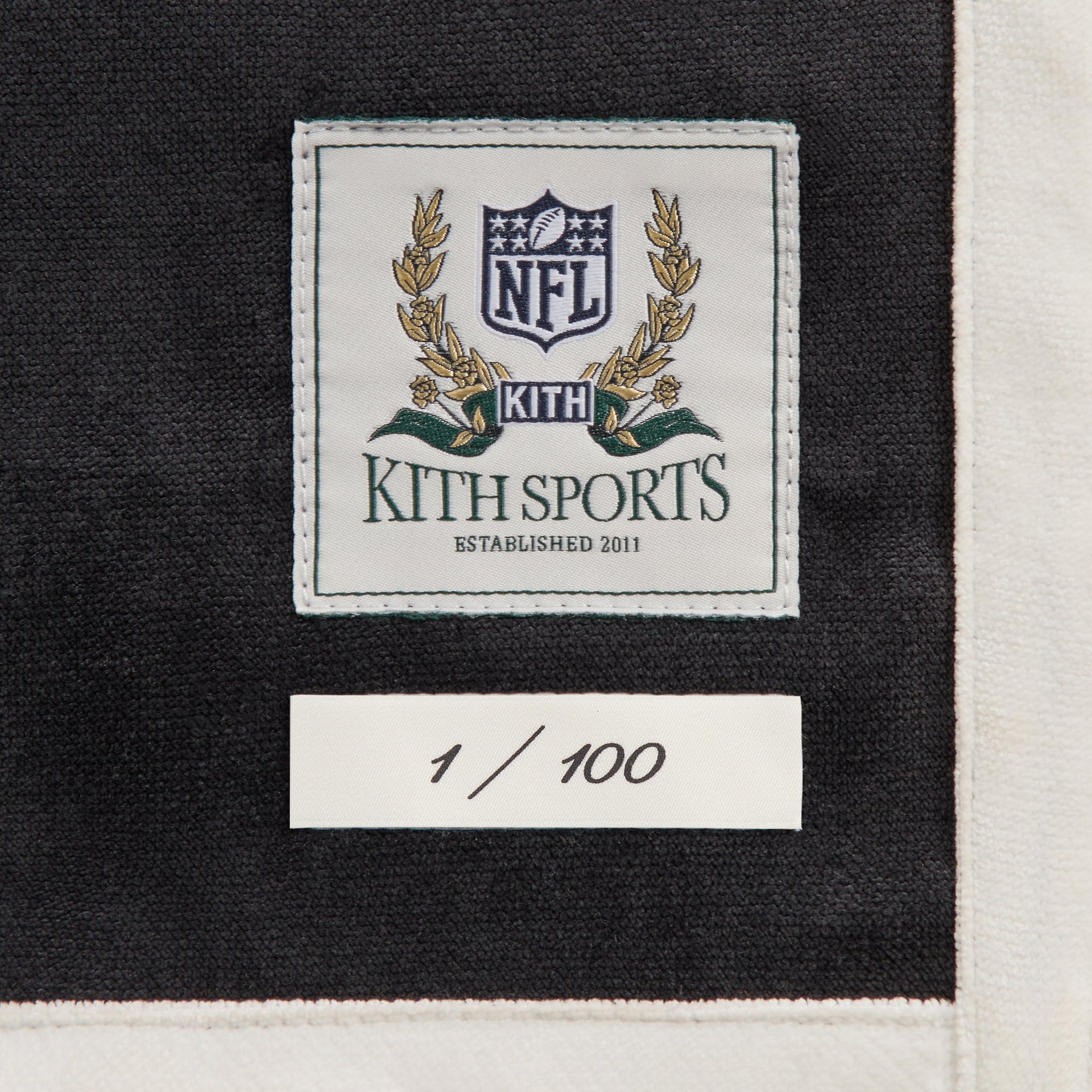 Kith & the NFL for the Cincinnati Bengals Leon Shirt - Black