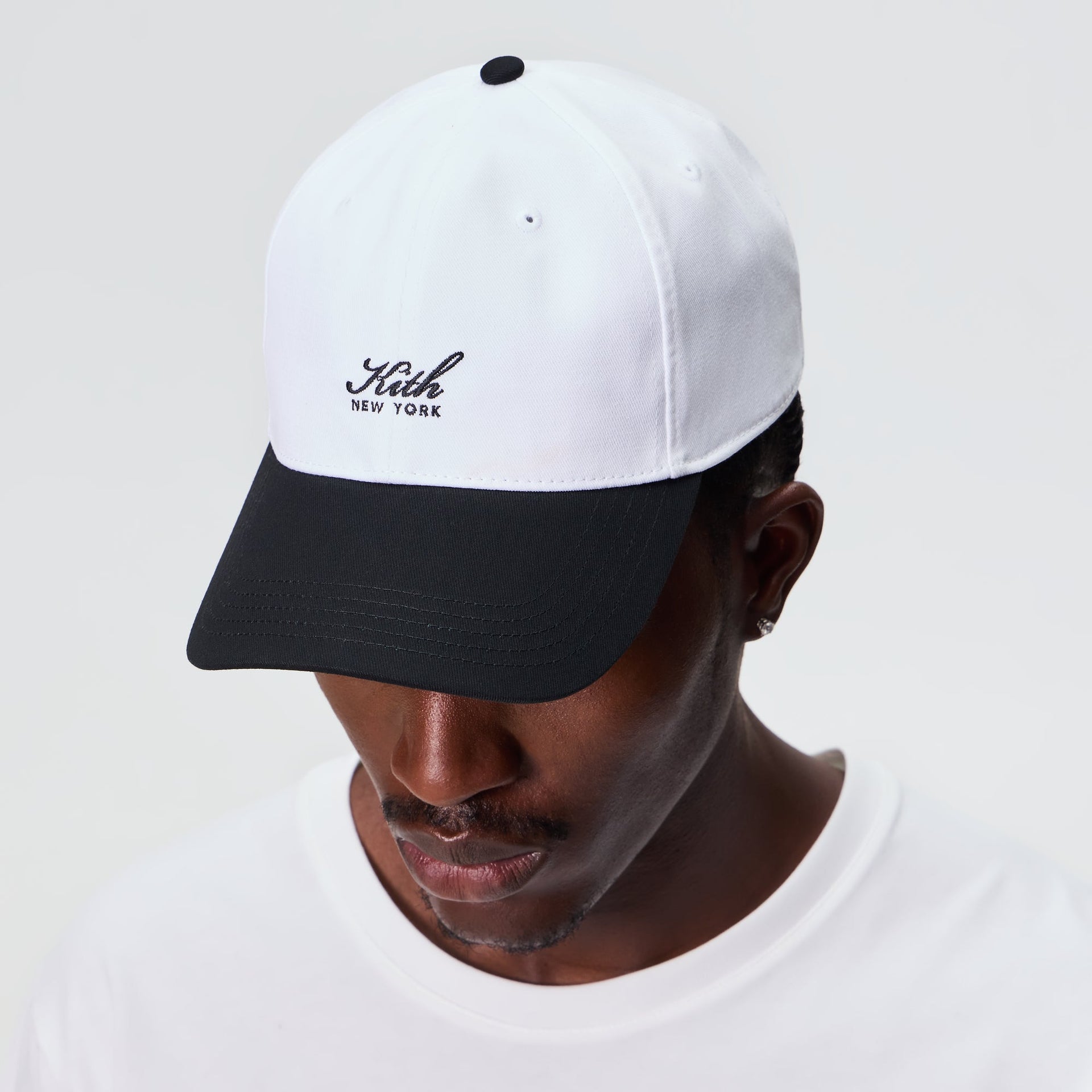 Kith Script Two Tone Classic Cap - Black