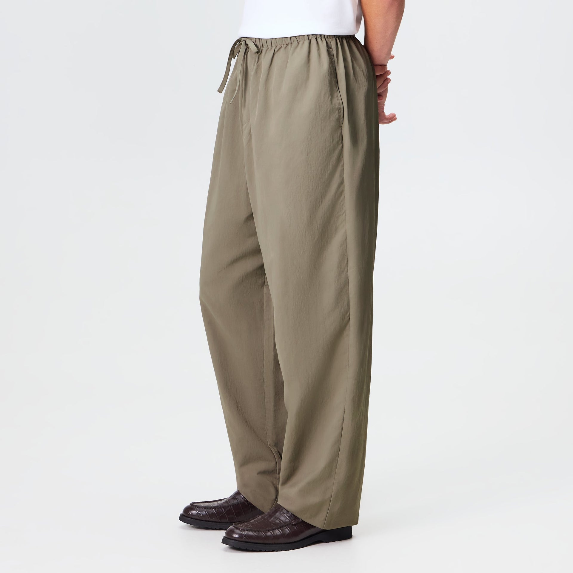 Kith Nylon Maverick Pant - Icy Olive