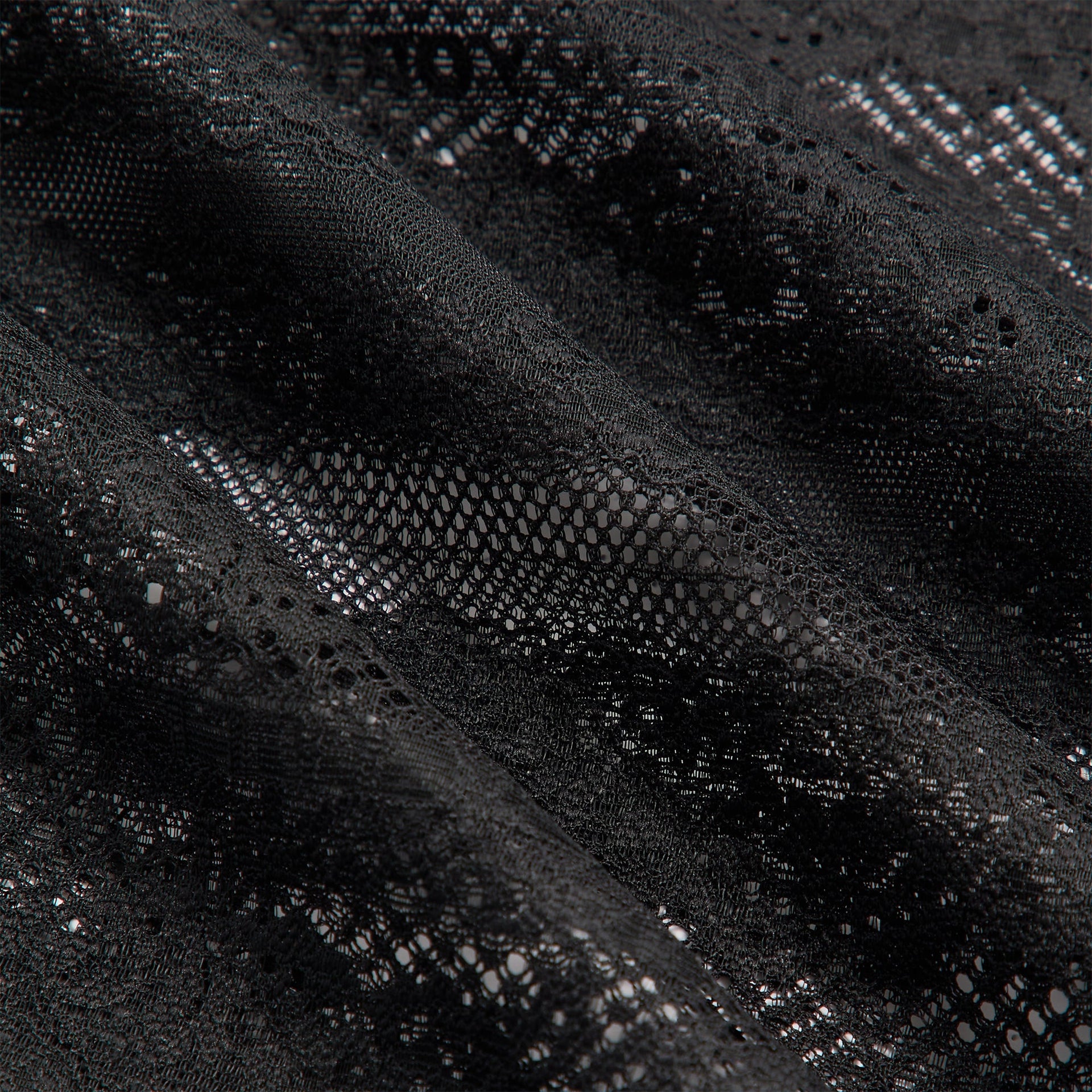 Lisa for Kith Women Cesca Logo Lace Cropped Tee - Black