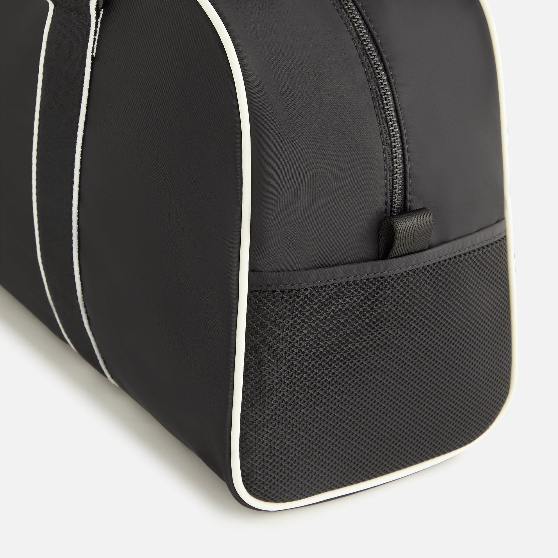 Kith Women Duffle Bag - Black PH