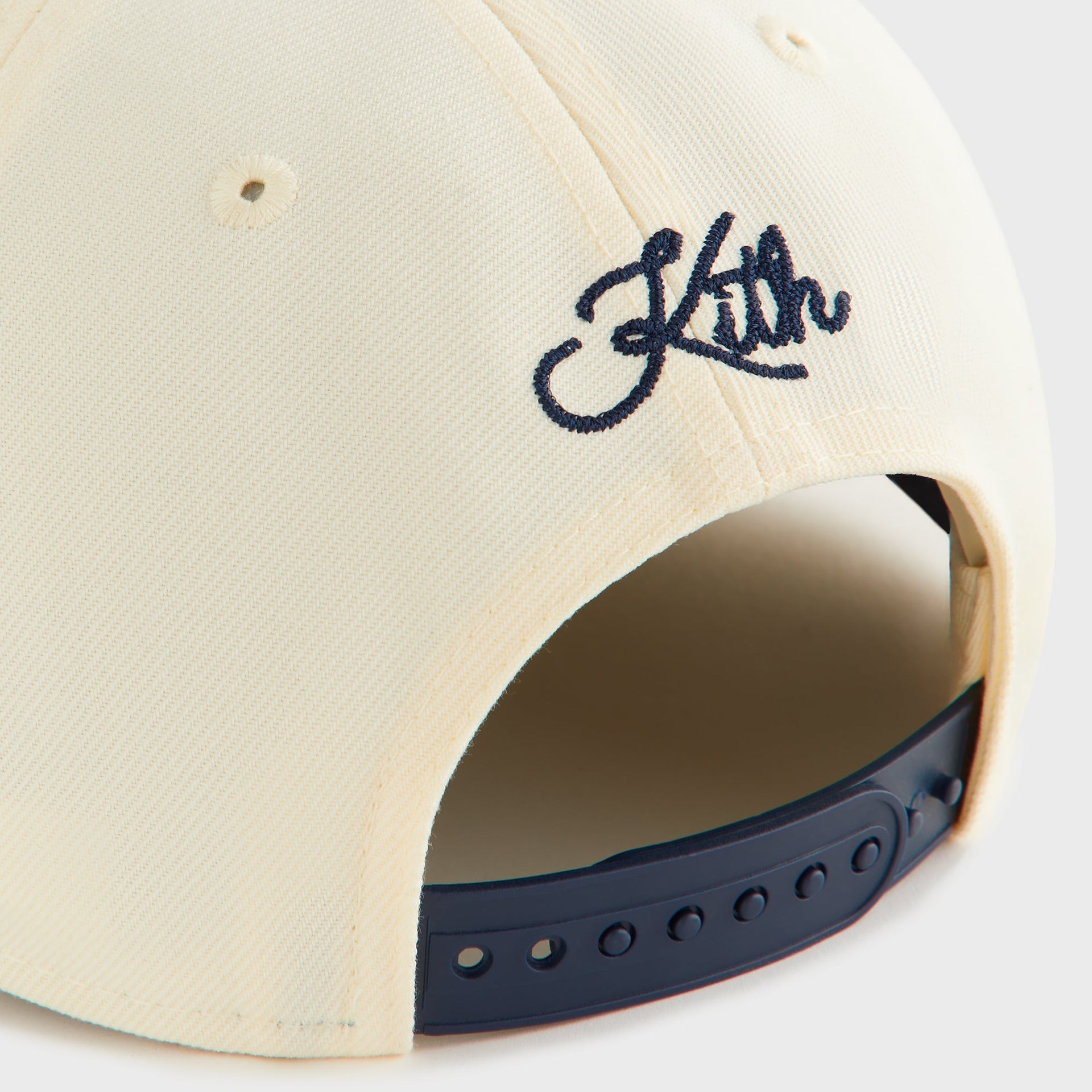Kith Women & New Era for the New York Yankees 9FORTY Snapback - Sandrift - PH