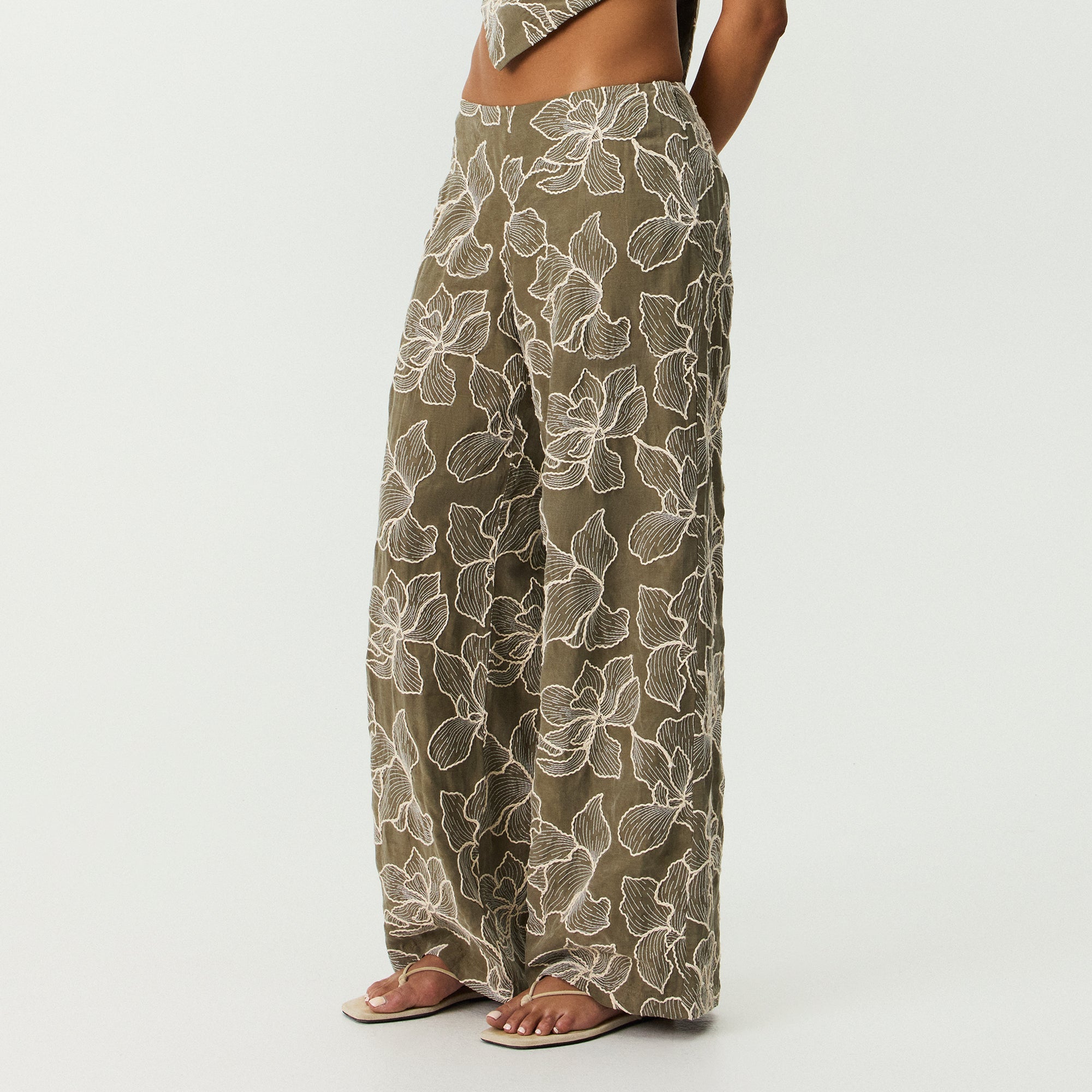 Kith Women - Bottoms - Pants | Kith CA – Kith Canada