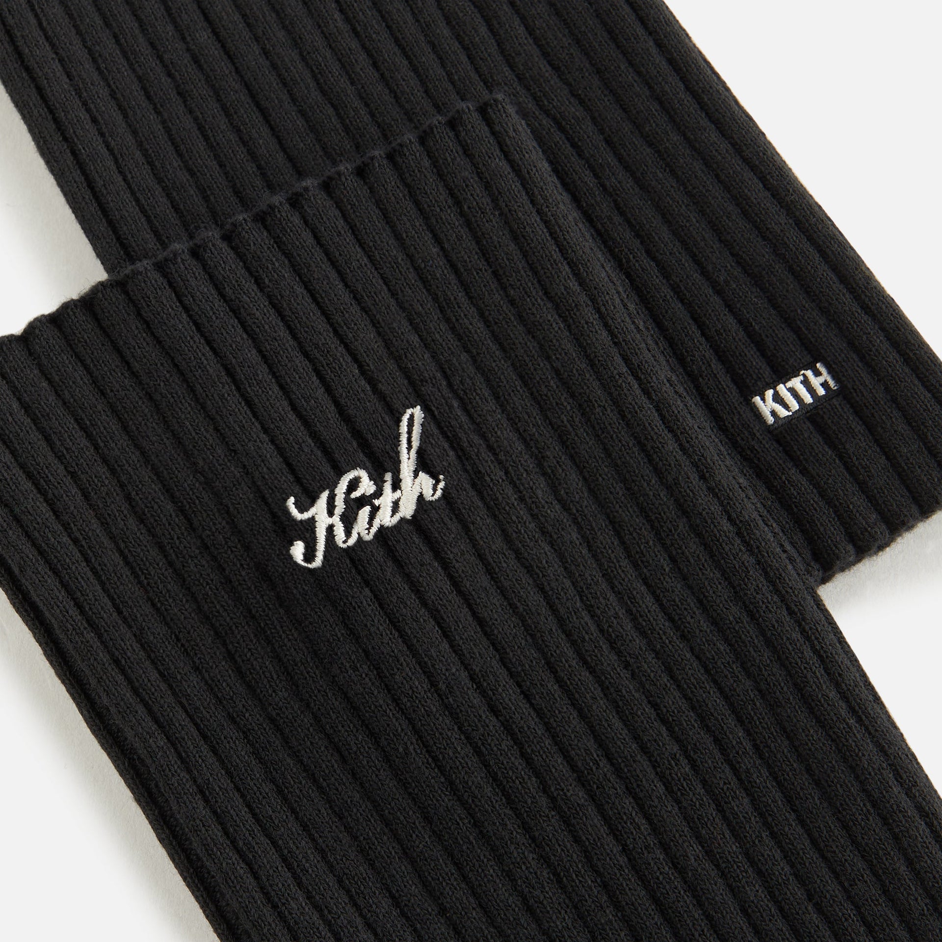 Kith Women Script Logo Leg Warmer - Black PH